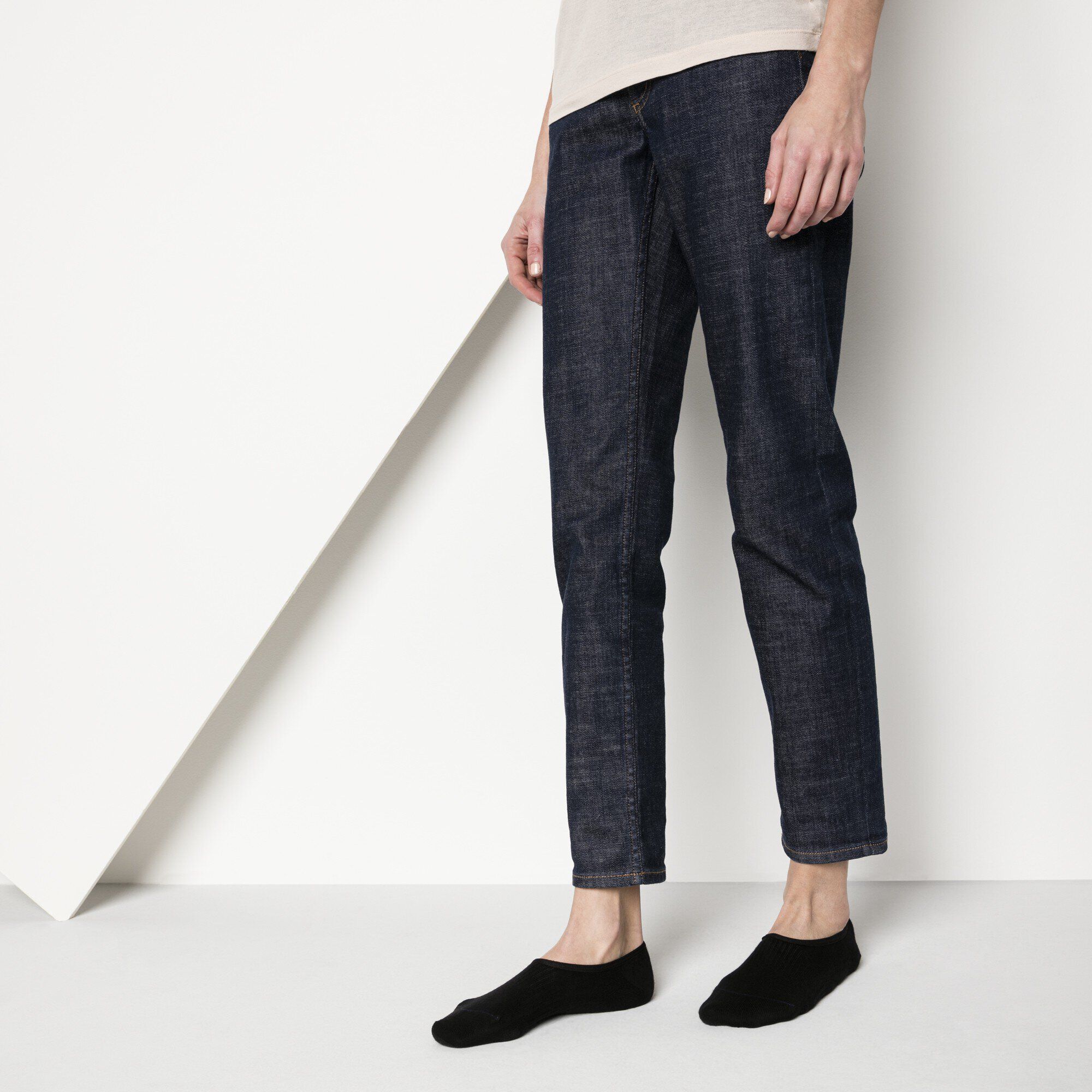 Cotton Sole Invisible Women/コットンソール インビジブル W コットン/ナイロン/ポリウレタン with a female model