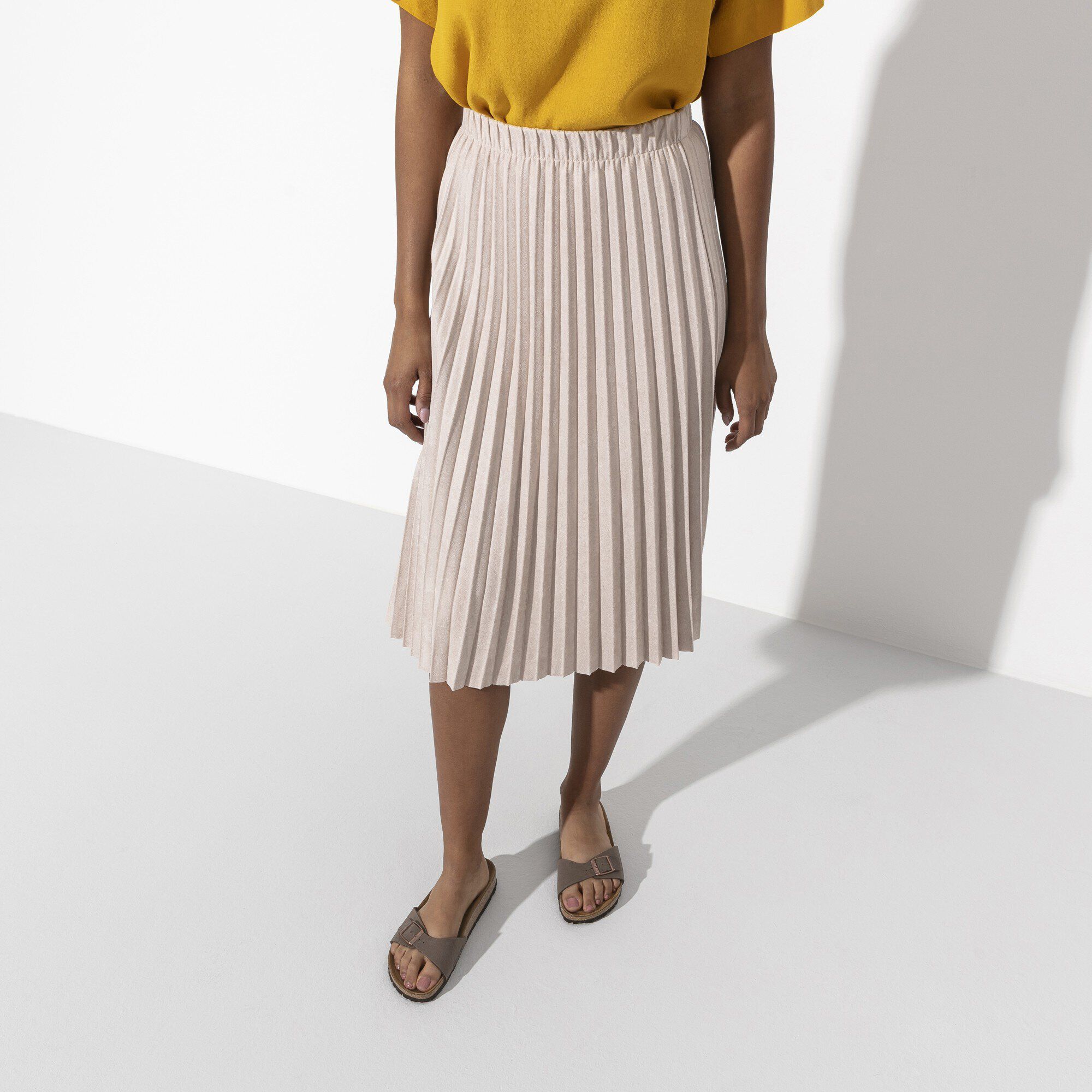 Madrid Birko-Flor Nubuk with a female model