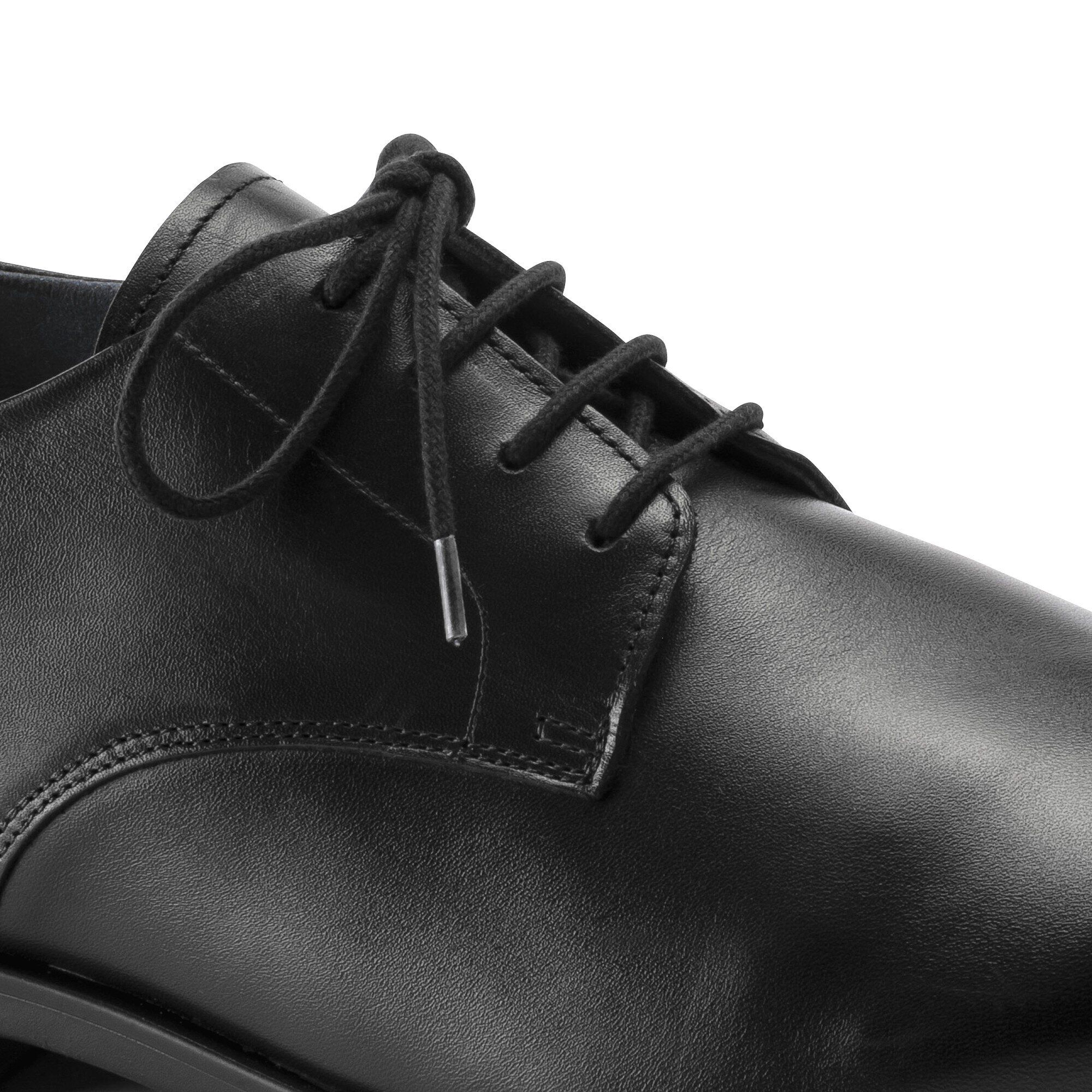 Jaren/ジャレン ナチュラルレザー Close-up view showing material detail