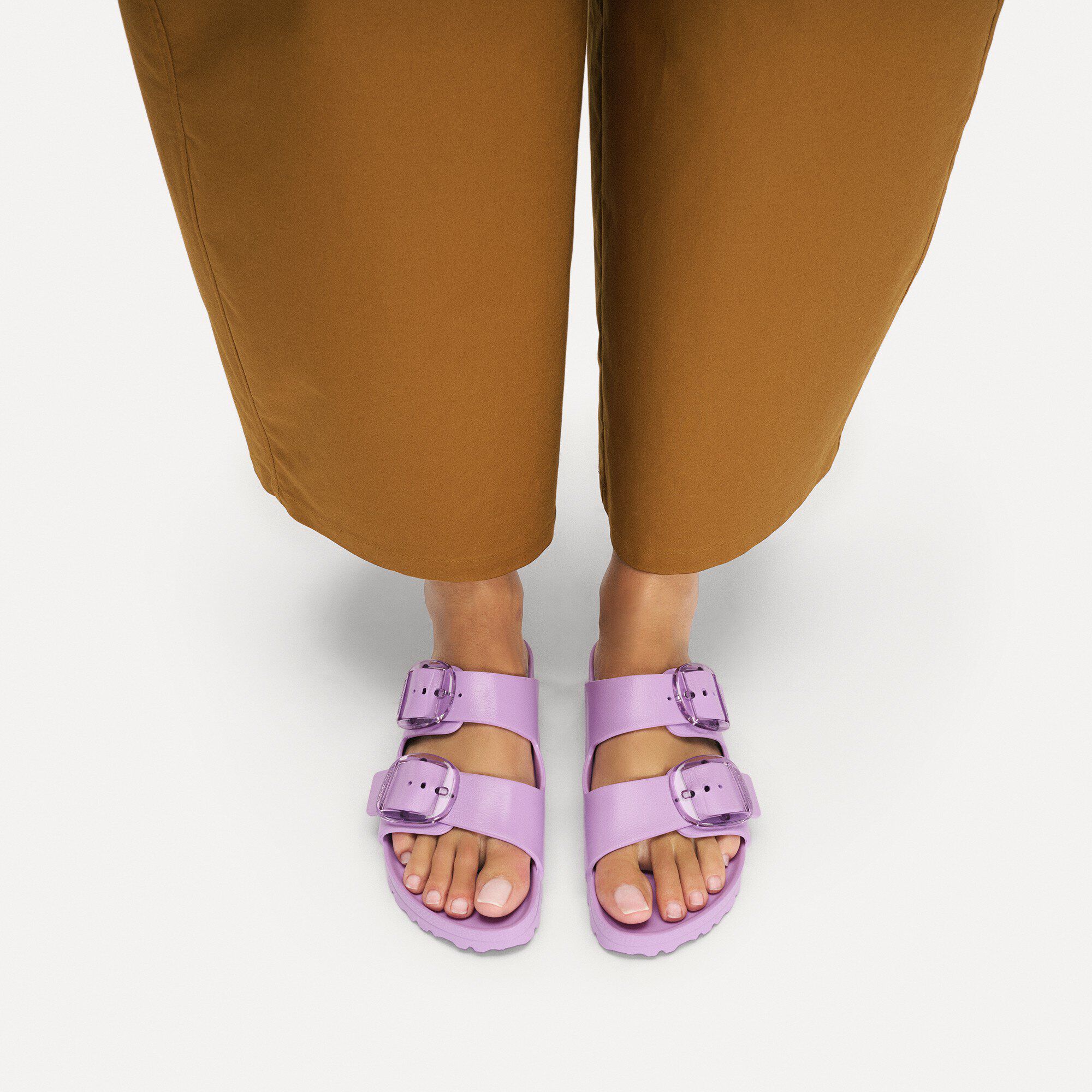 Arizona Big Buckle EVA with a female model