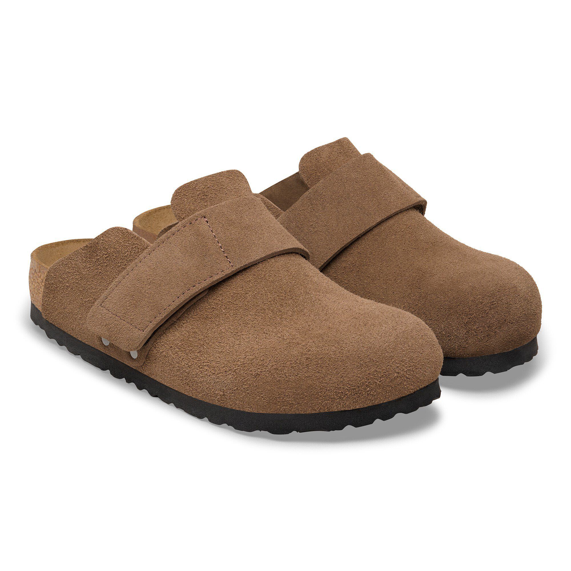 Loma Suede Leather - shown as a pair