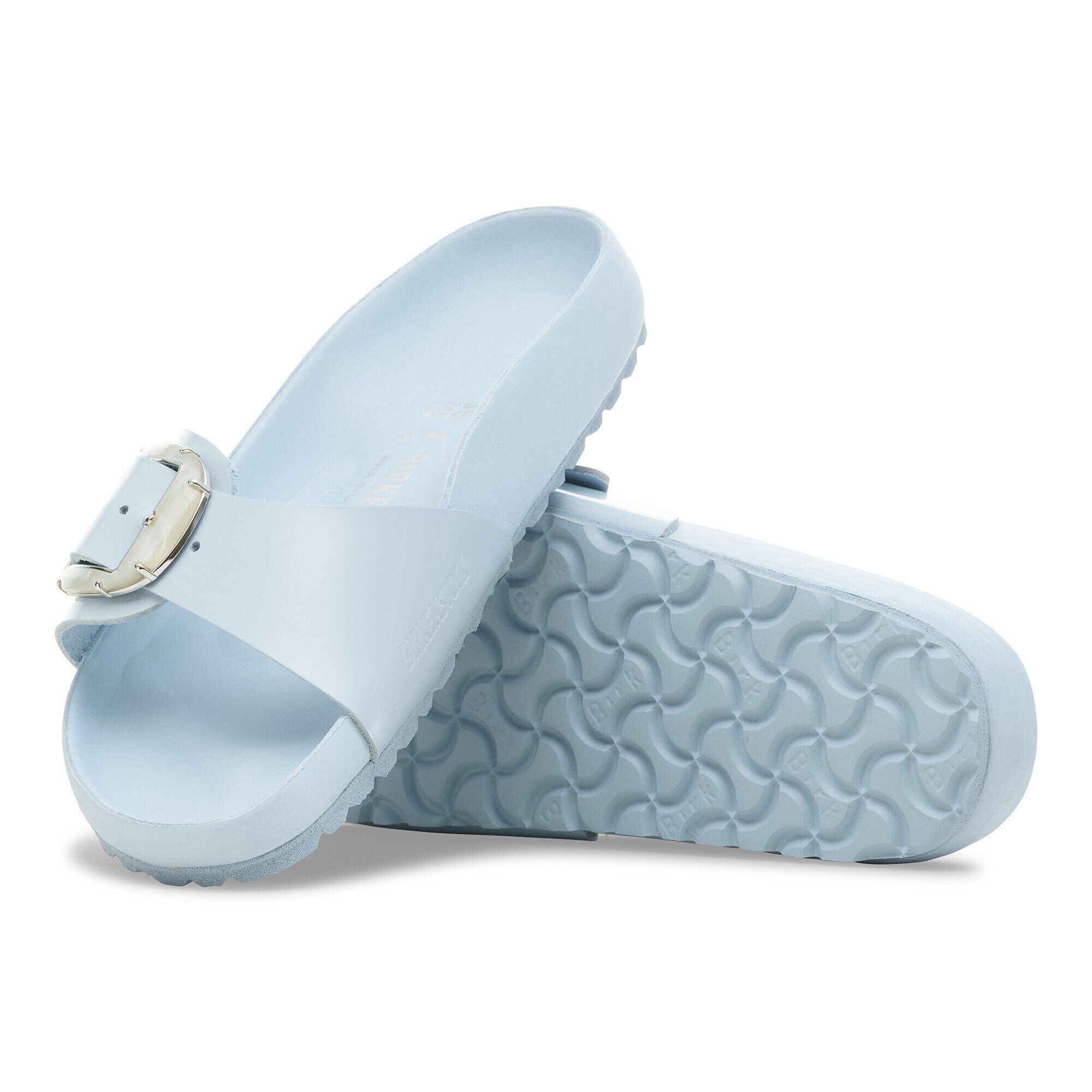 마드리드 빅 버클 펄 천연 가죽 페이턴트 with outer sole details