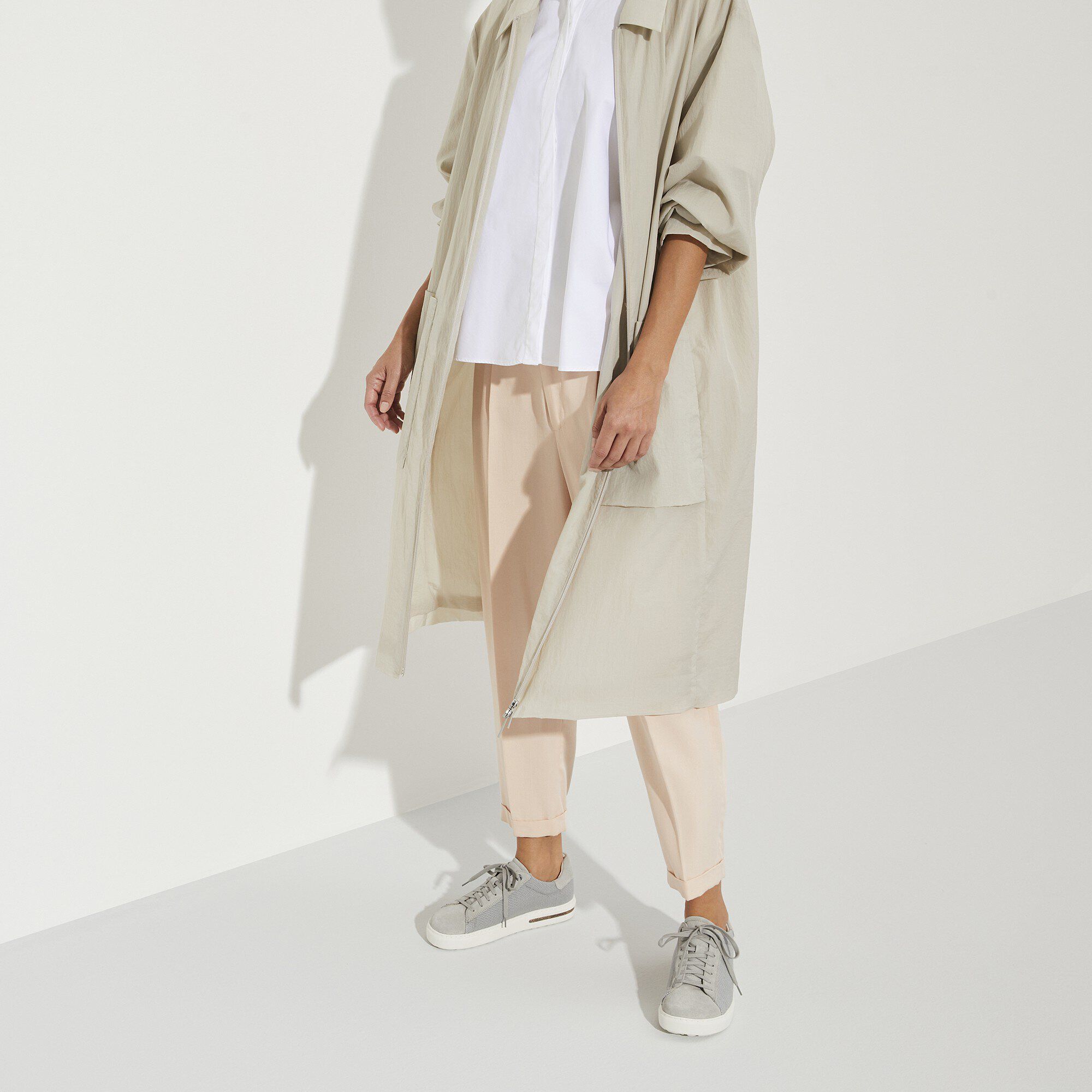 Bend Low Canvas/Suede with a female model