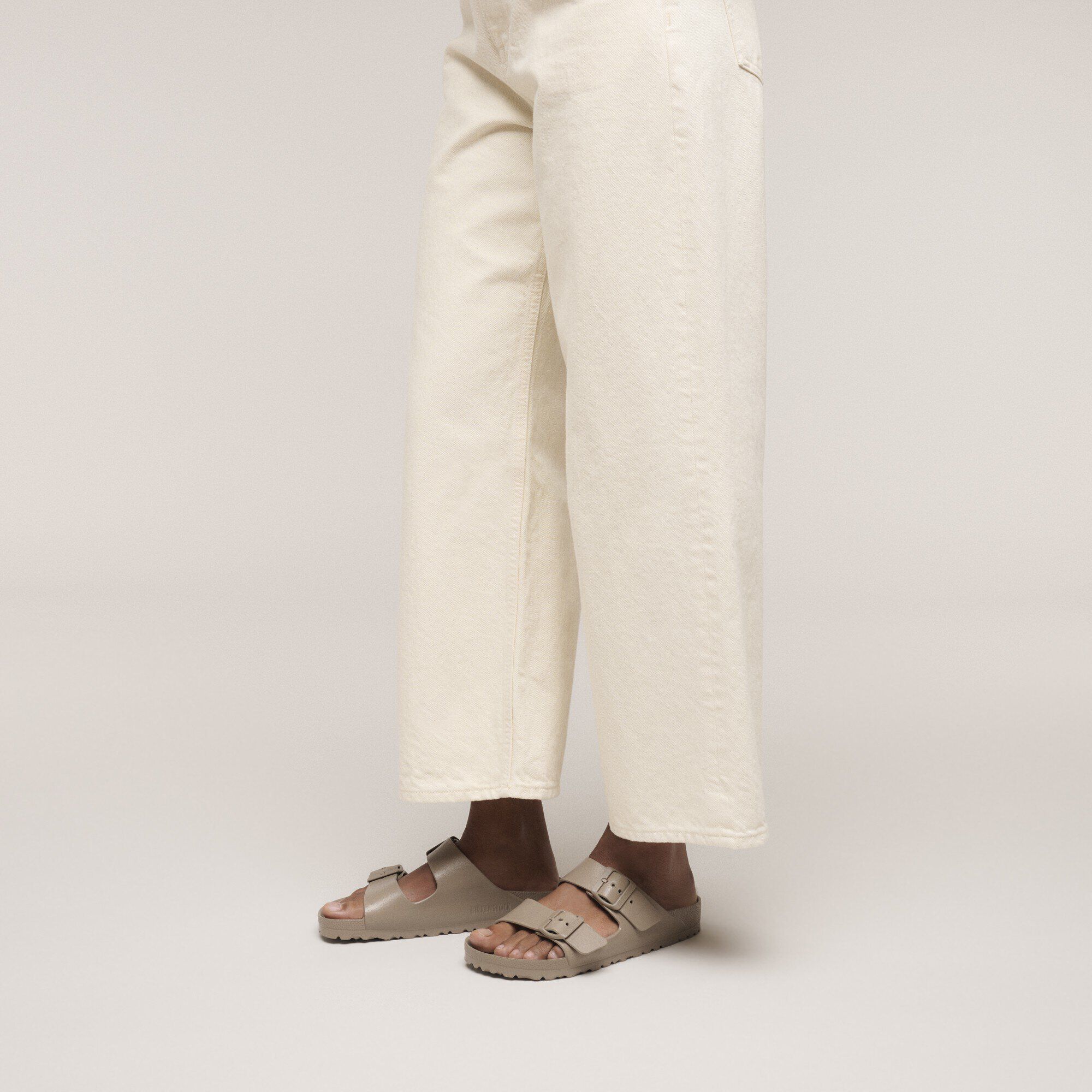 Arizona EVA with a female model