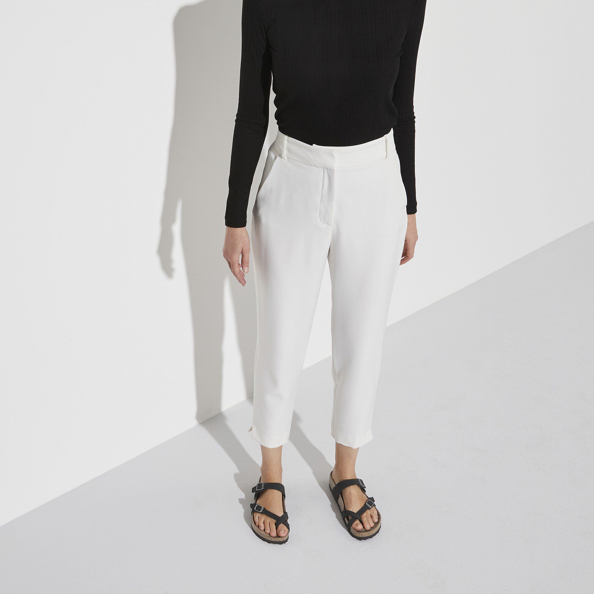 Mayari Vegan Birko-Flor Nubuk with a female model