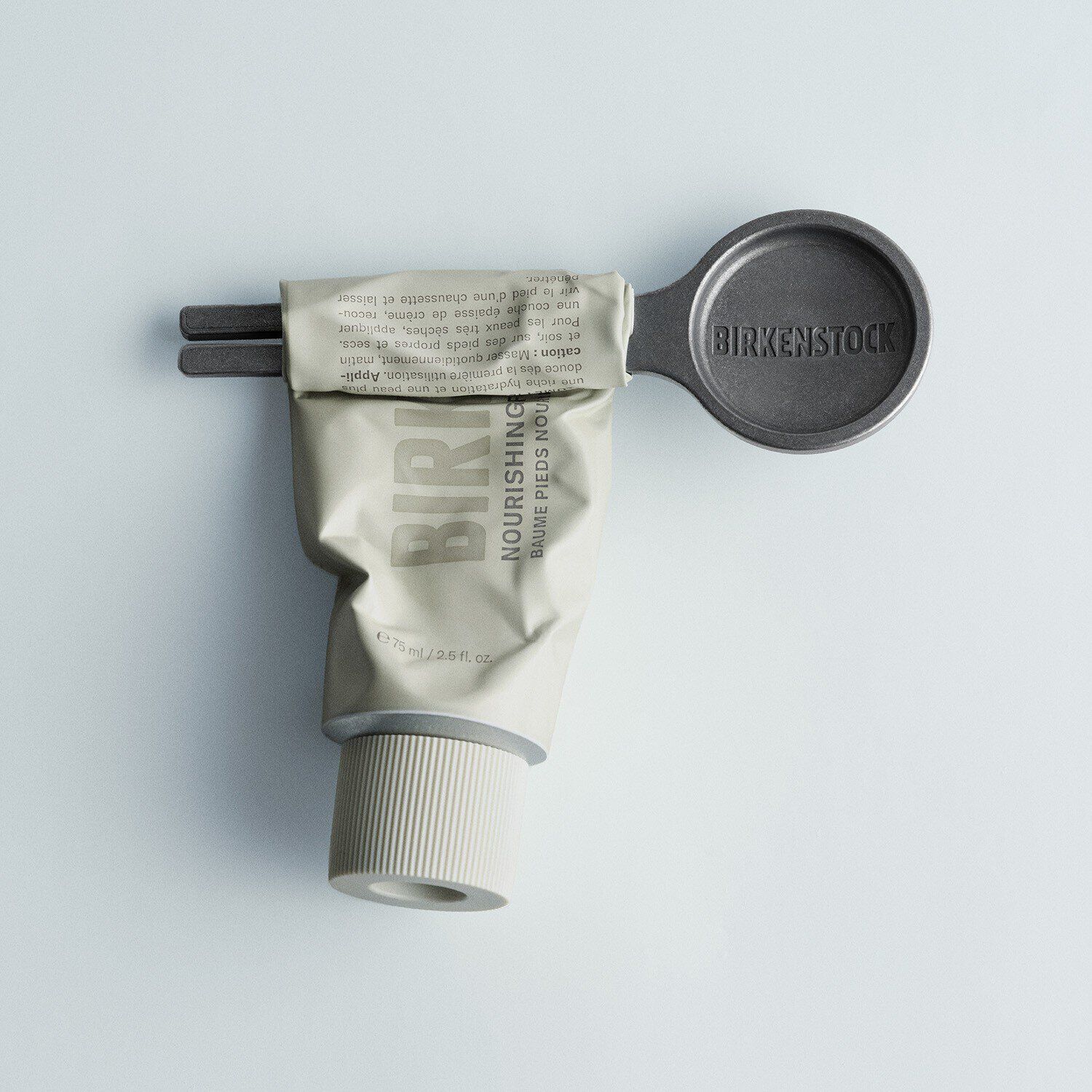 Tube Squeezer 1 pc, showing benefits