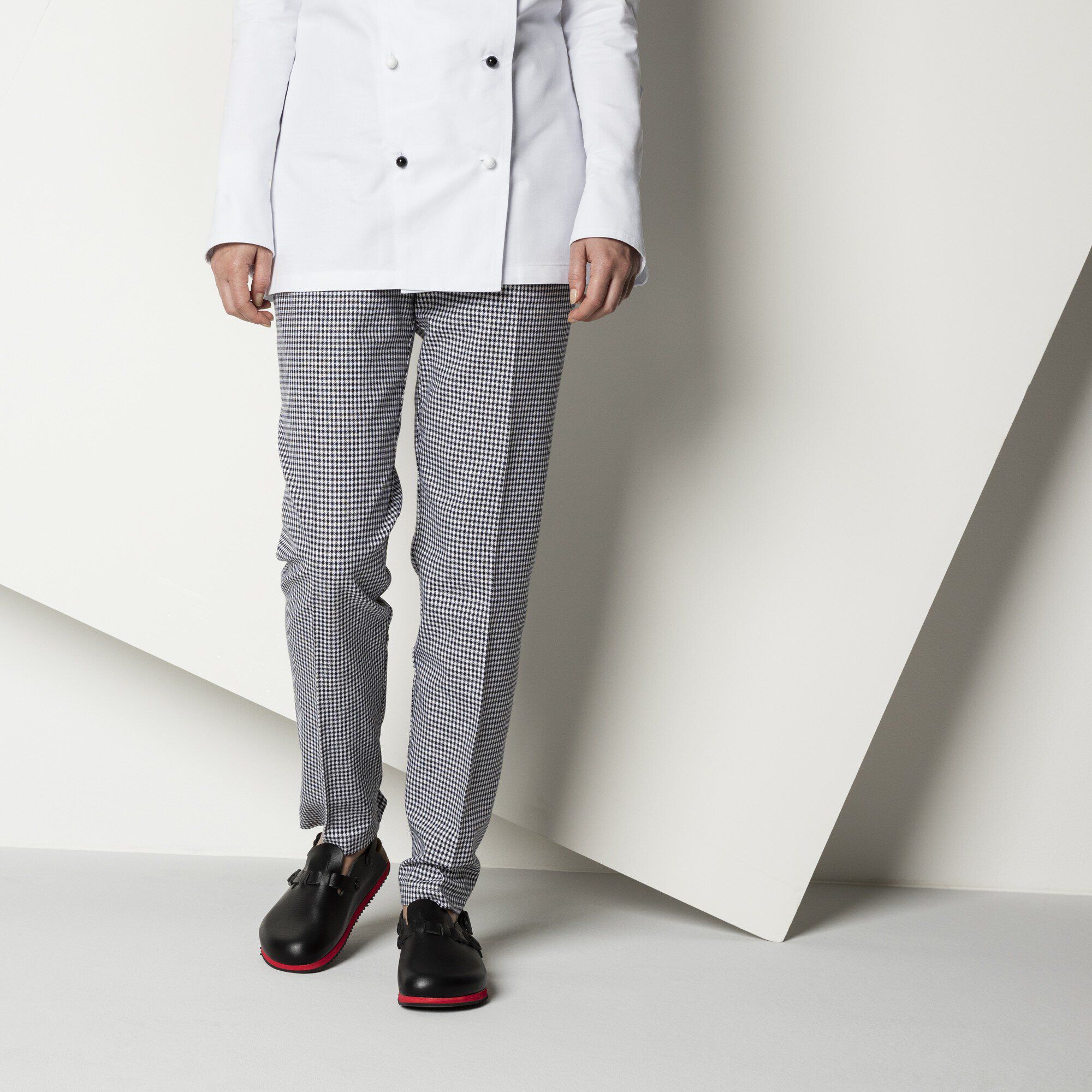 Kay SL Soft Footbed Natural Leather Close-up view showing material detail