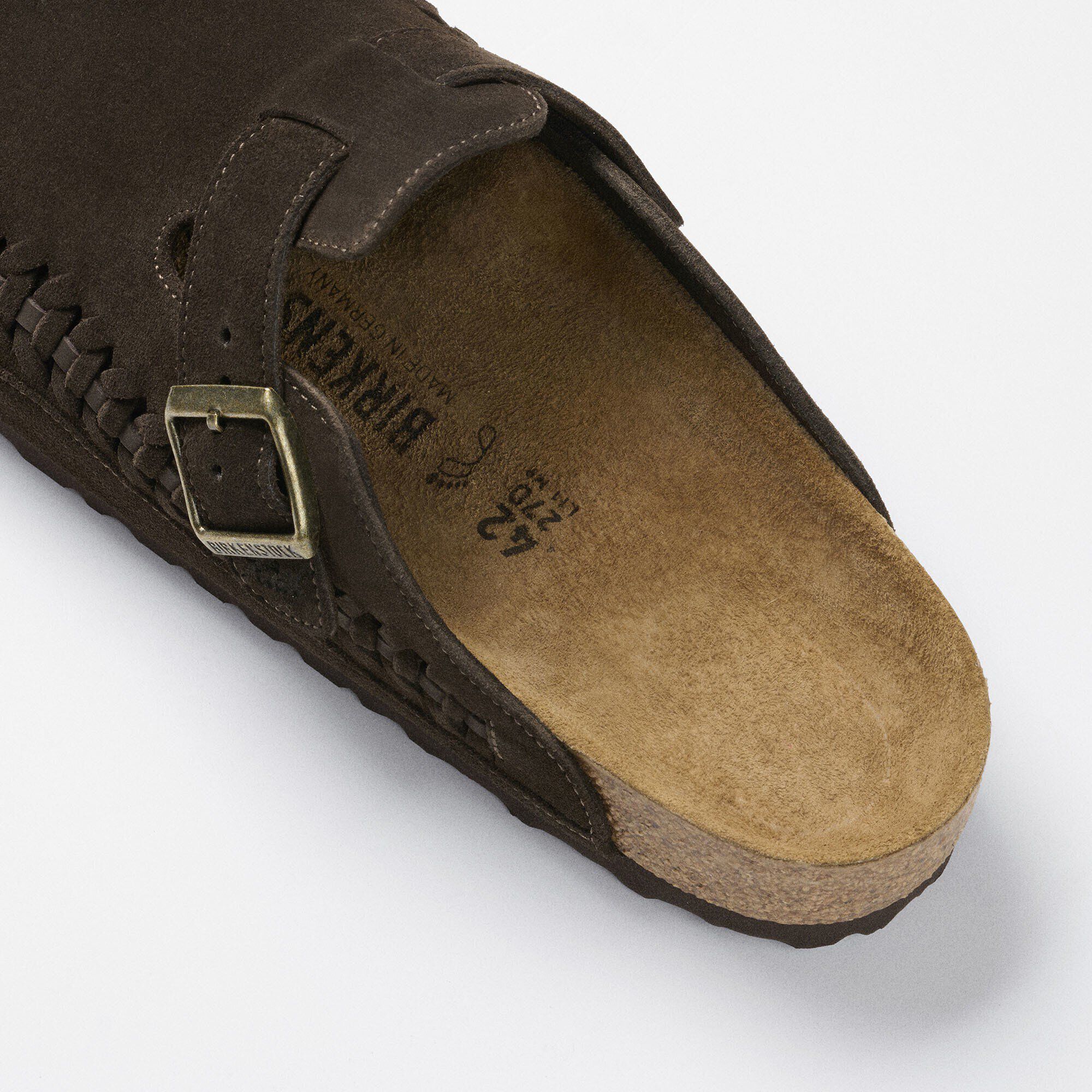 Boston Plaited / ボストン プリーティッド スエードレザー Close-up view showing material detail