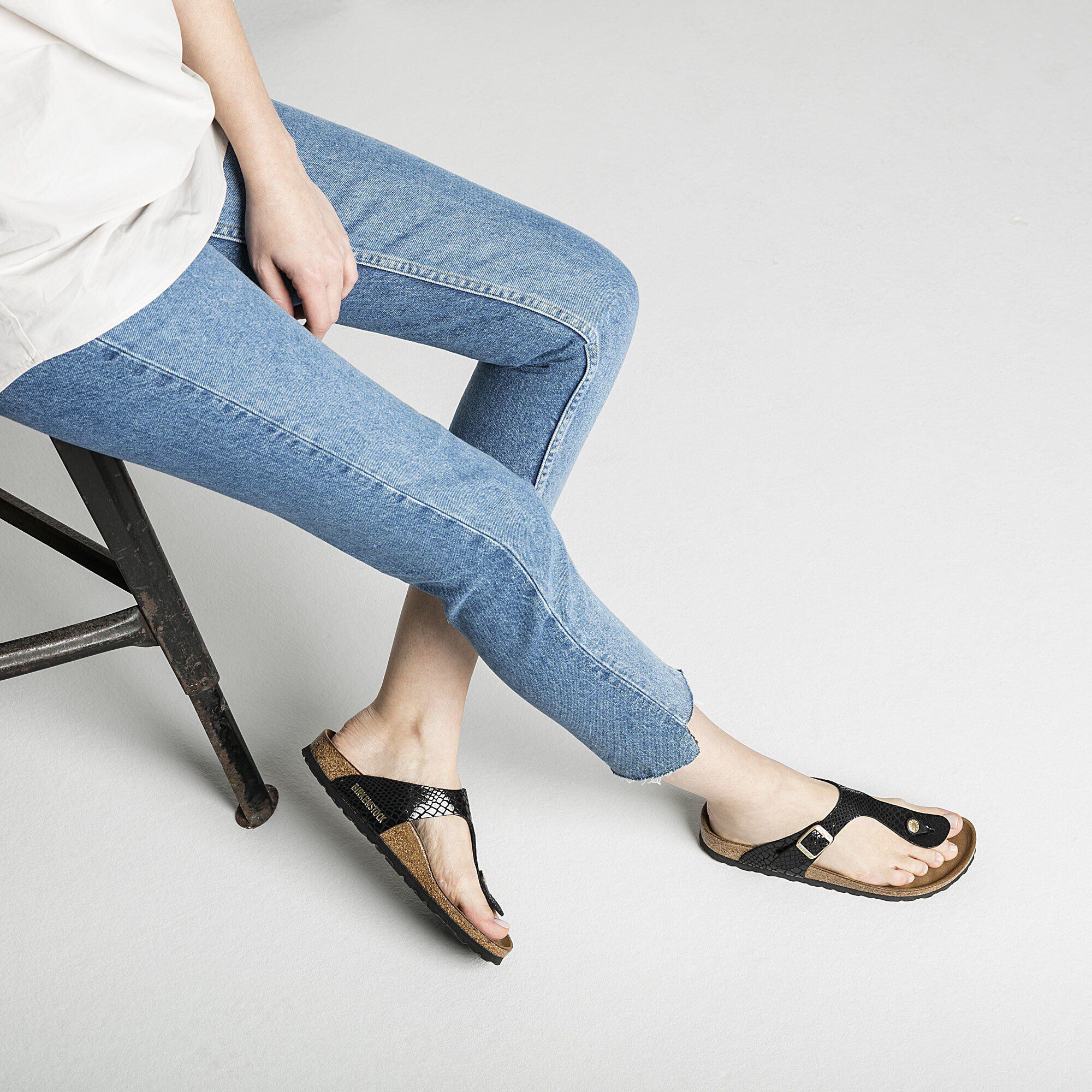 Gizeh / ギゼ ビルコフロー with a female model