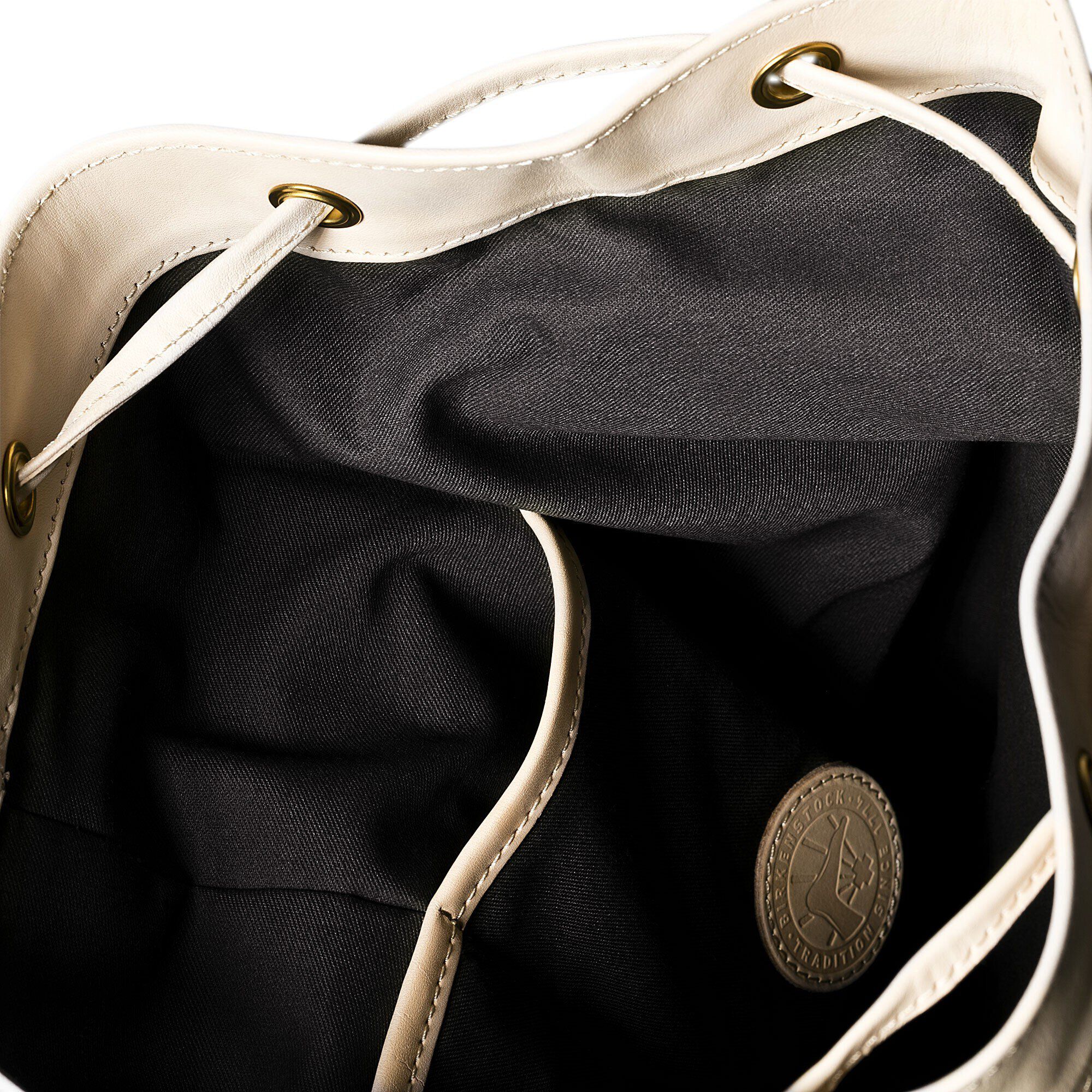 Bag Oslo / オスロ バッグ  Close-up view showing material detail