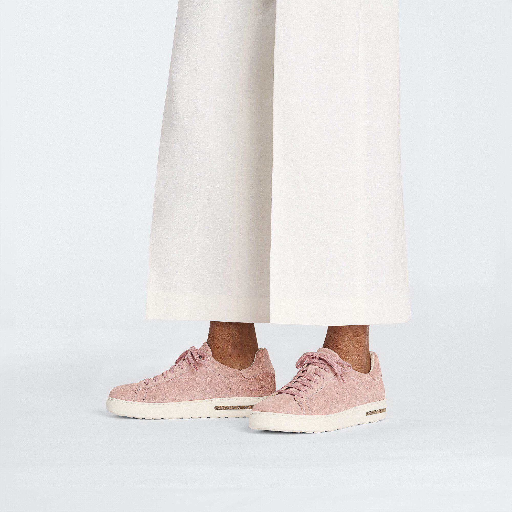 Bend Low Suede Leather with a female model