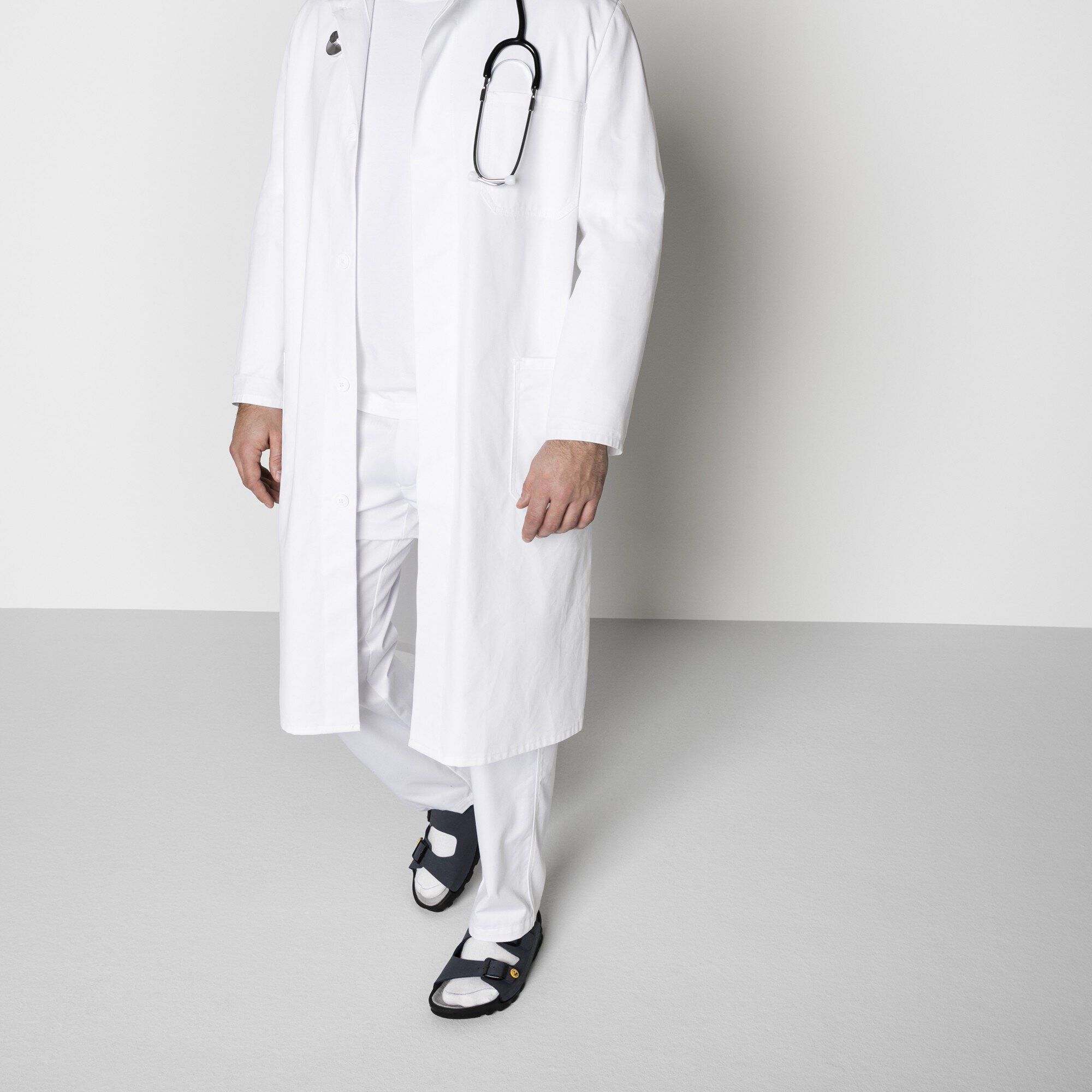 Toulon ESD/トゥーロン　 ESD ビルコフロー ヌバック Close-up view showing material detail