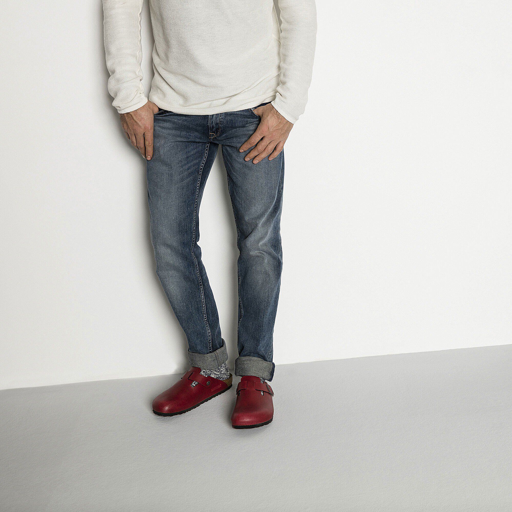 Cotton Socks Men / コットン ソックス コットン/ナイロン/ポリウレタン Close-up with a male model