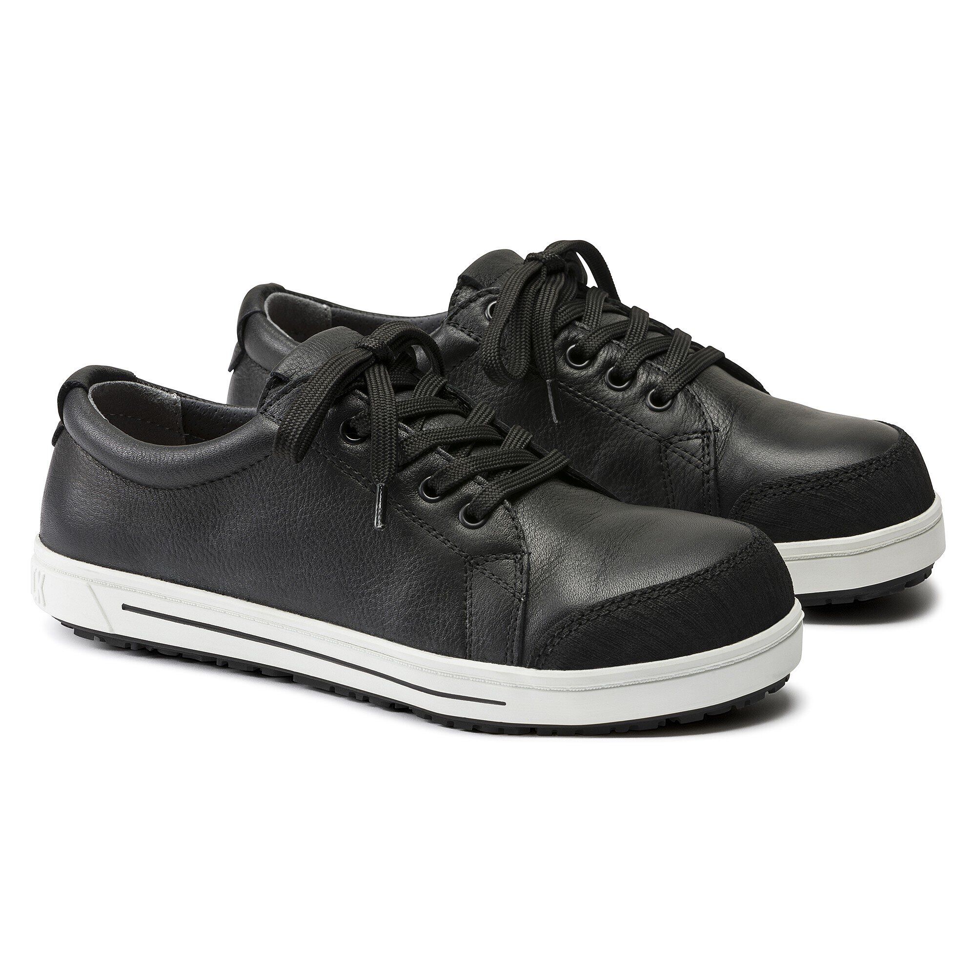 QS500 ナチュラルレザー - shown as a pair