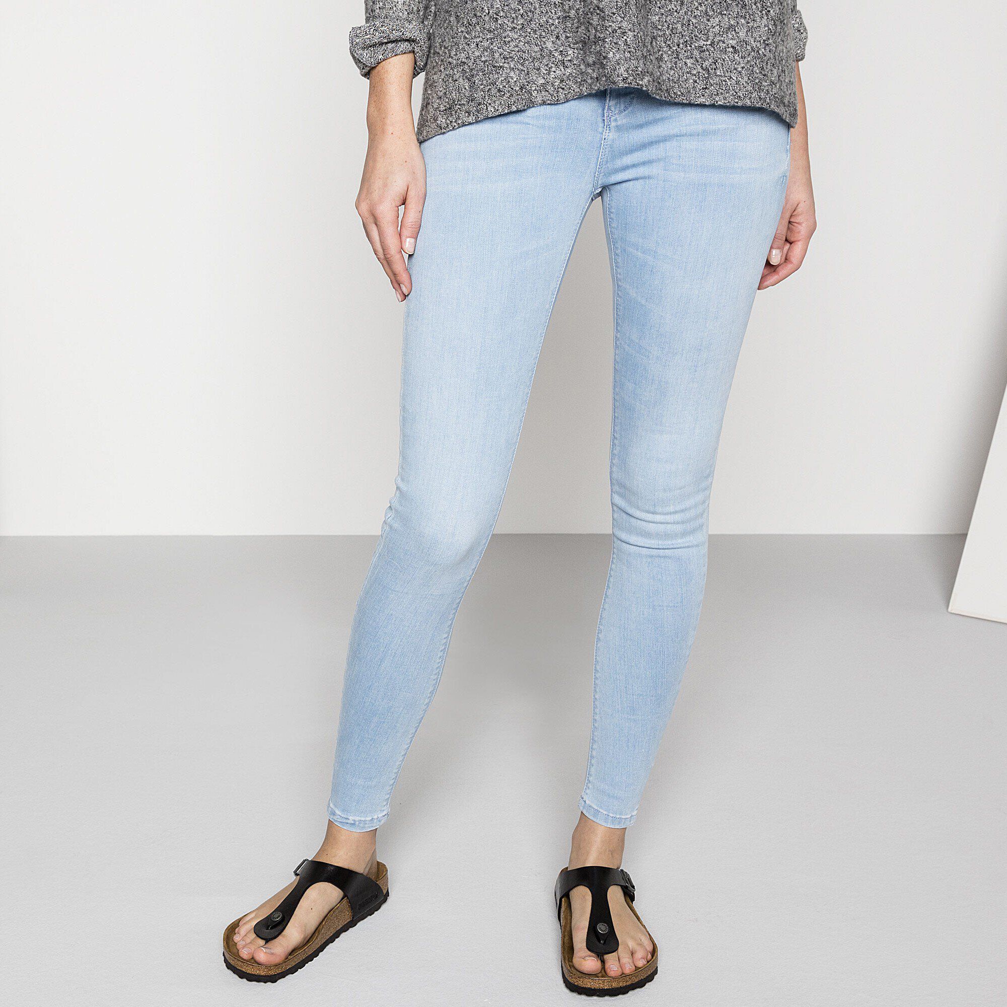 Gizeh Birko-Flor with a female model