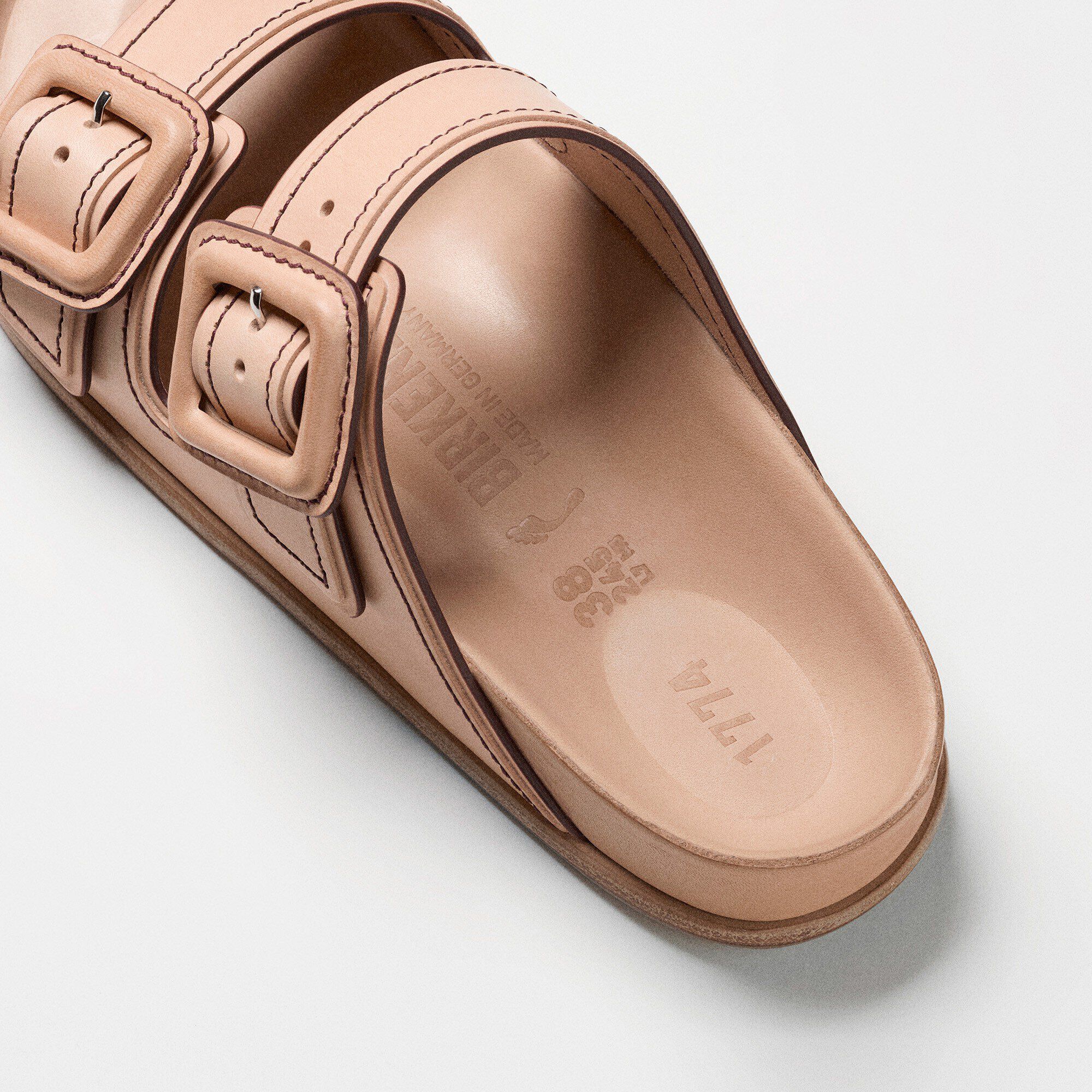 1774 Limited Edition Arizona / 1774 リミテッド エディション アリゾナ ナチュラルレザー Close-up view showing material detail