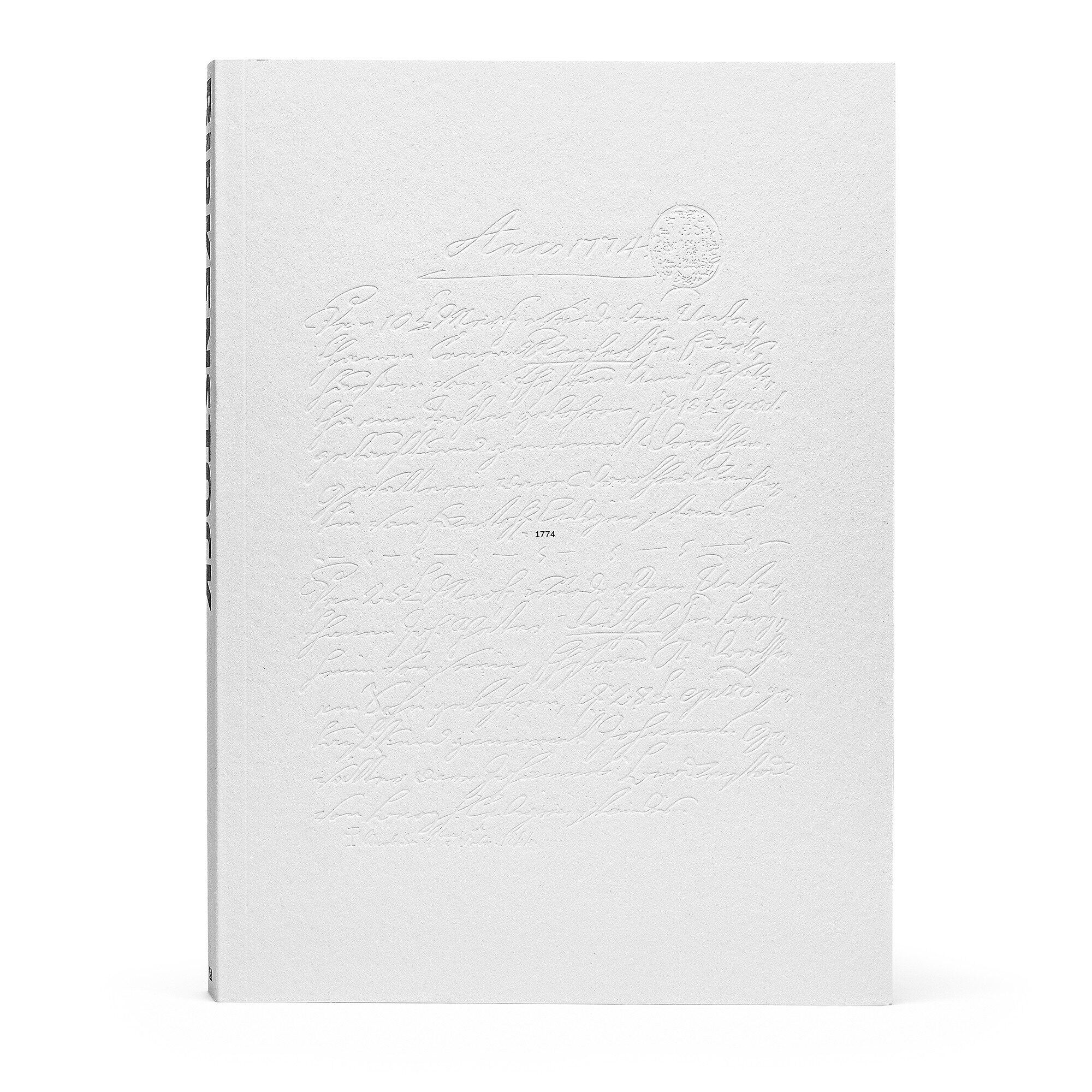 The Book of Birkenstock ペーパー with outer sole details