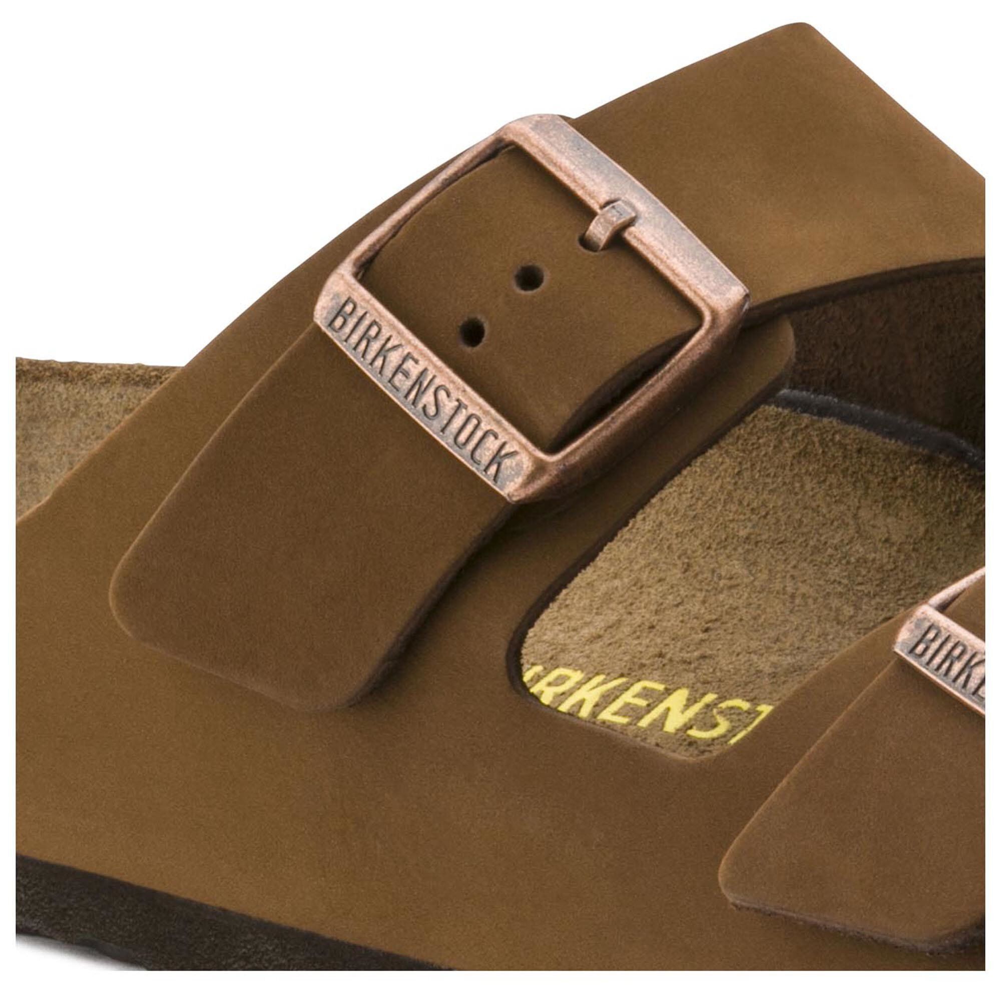 Arizona / アリゾナ ヌバックレザー Close-up view showing material detail