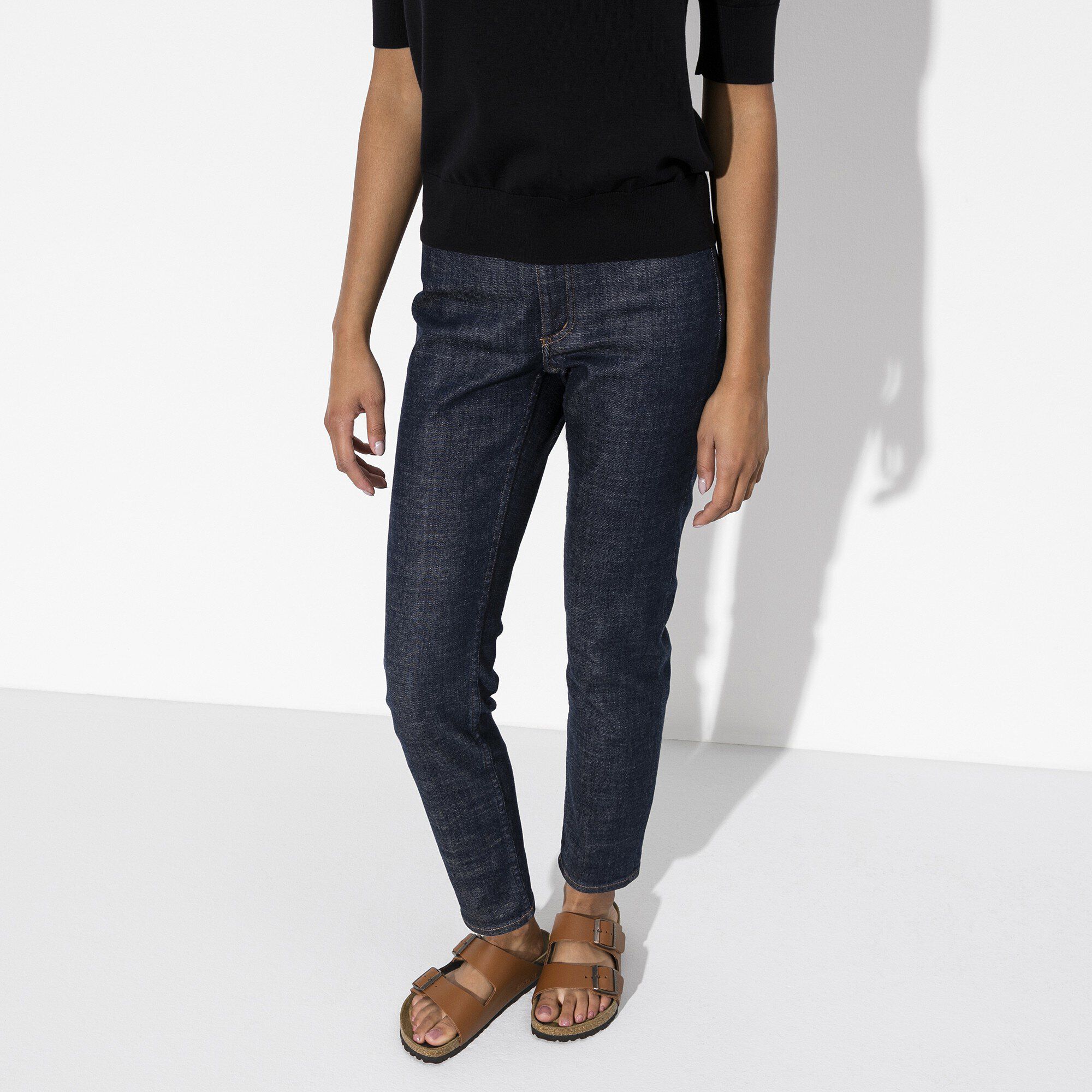 Arizona Natural Leather with a female model