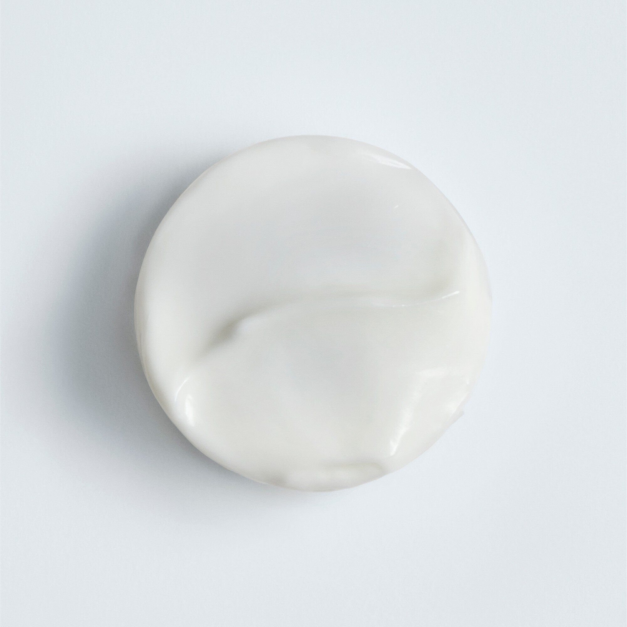 릴리프 레그&풋 로션 75 ml, showing the texture