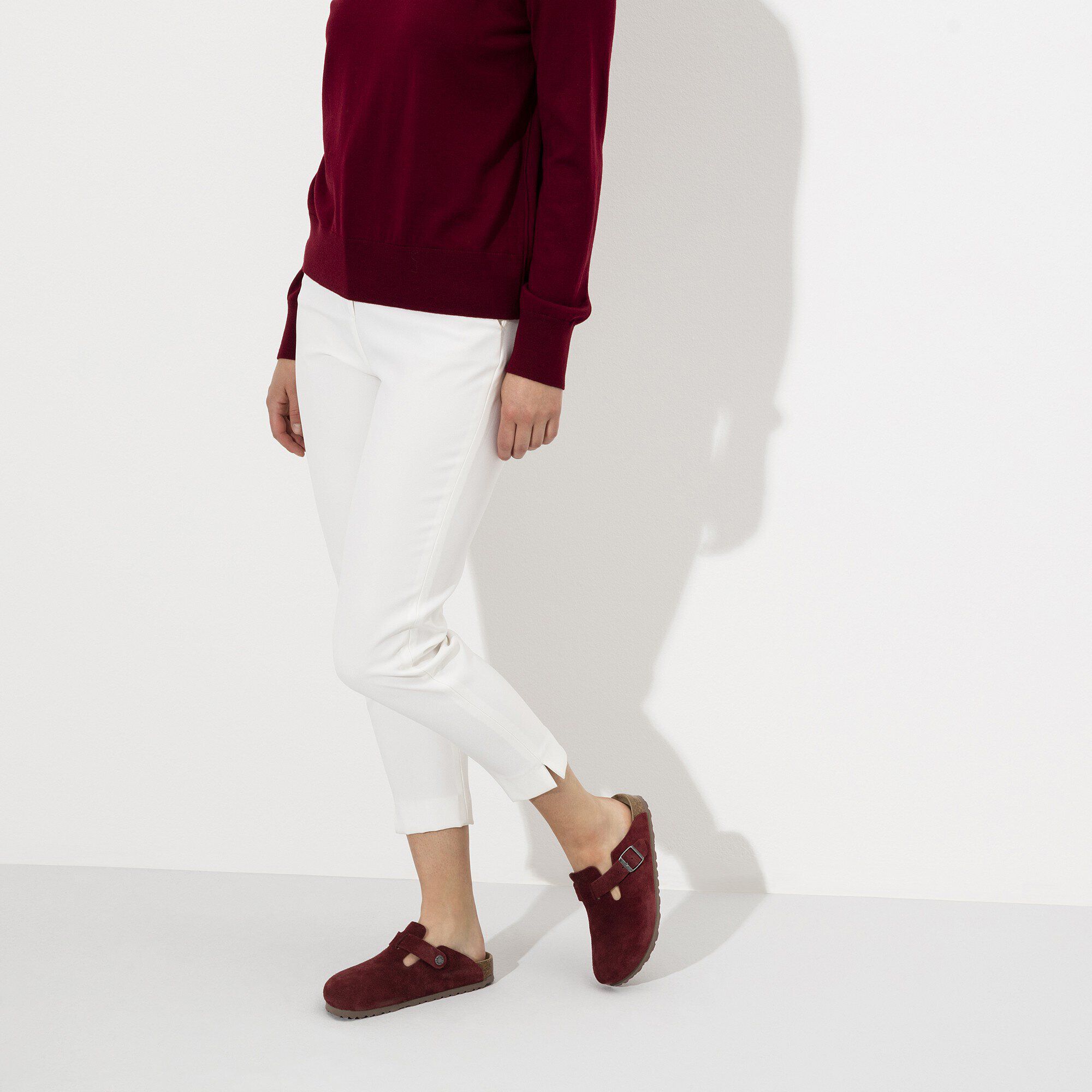 Boston / ボストン スエードレザー with a female model