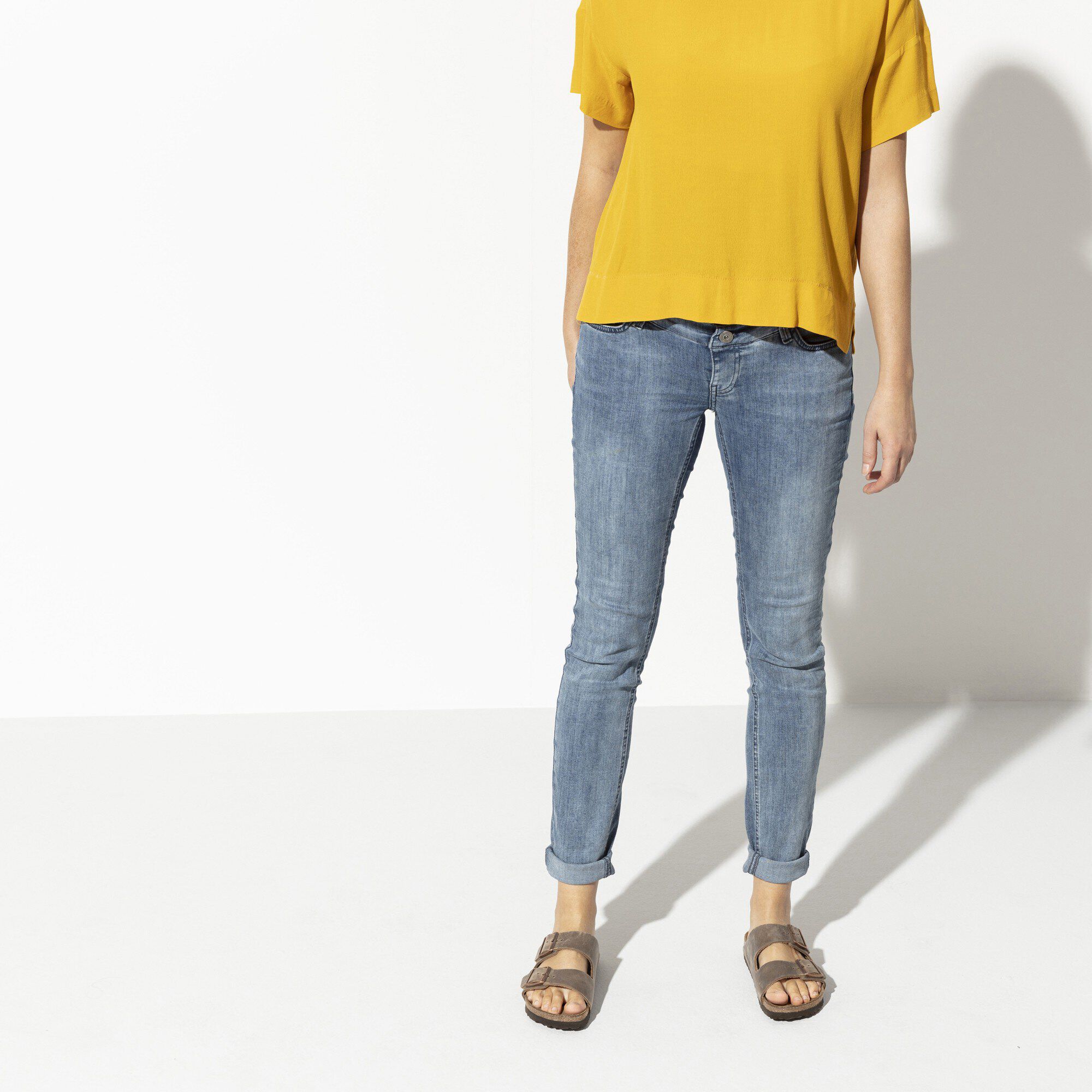 Arizona Natural Leather Oiled with a female model