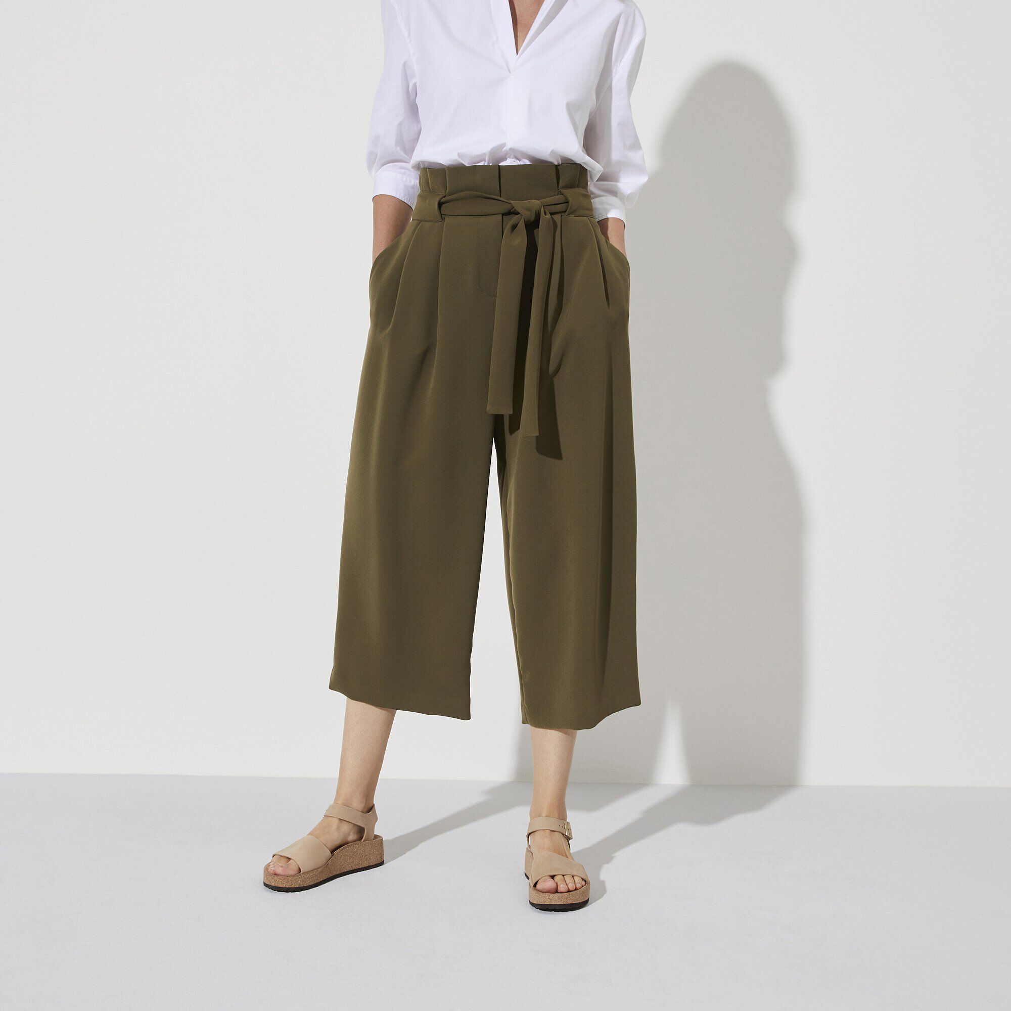 Glenda Nubuk Leather with a female model