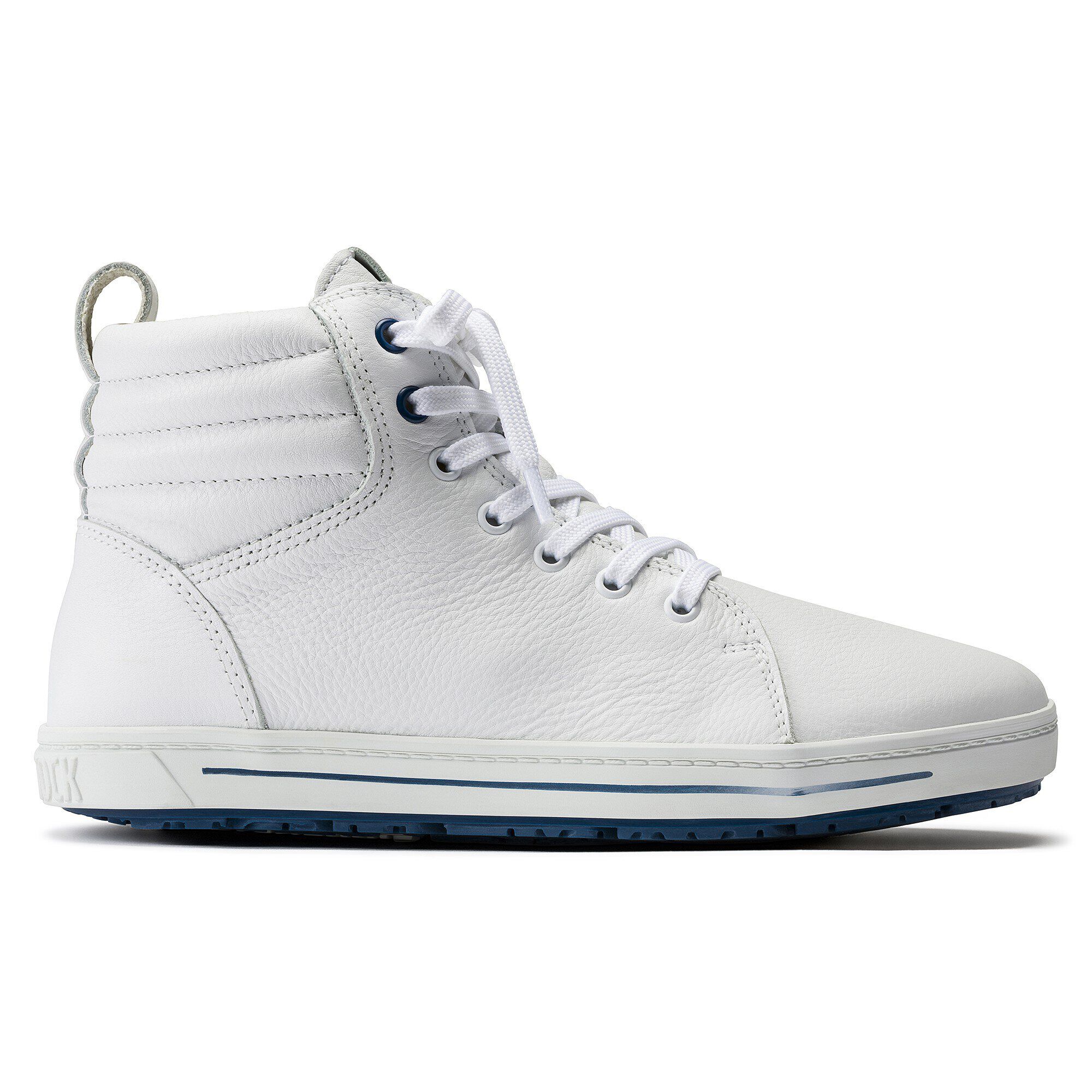 QO 700 Natural Leather - a side view