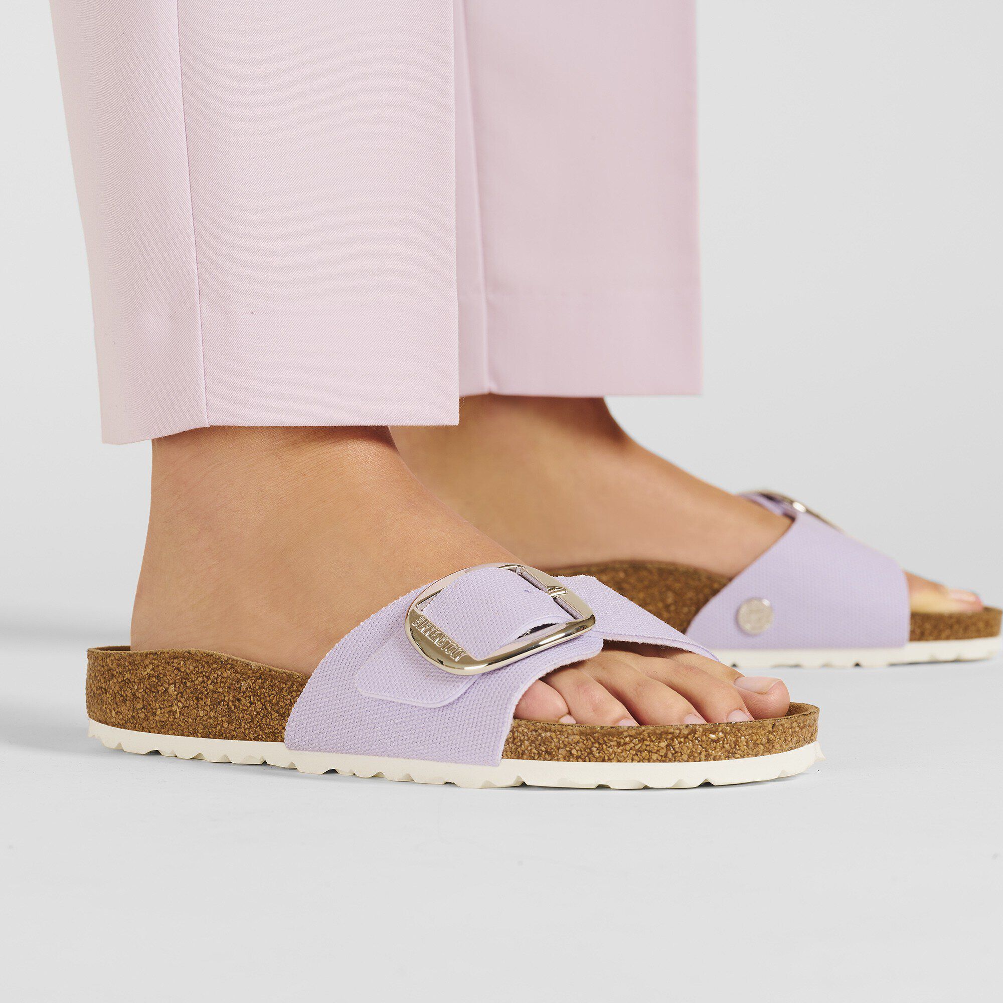 Madrid Big Buckle Rivet Logo Textile Close-up with a female model