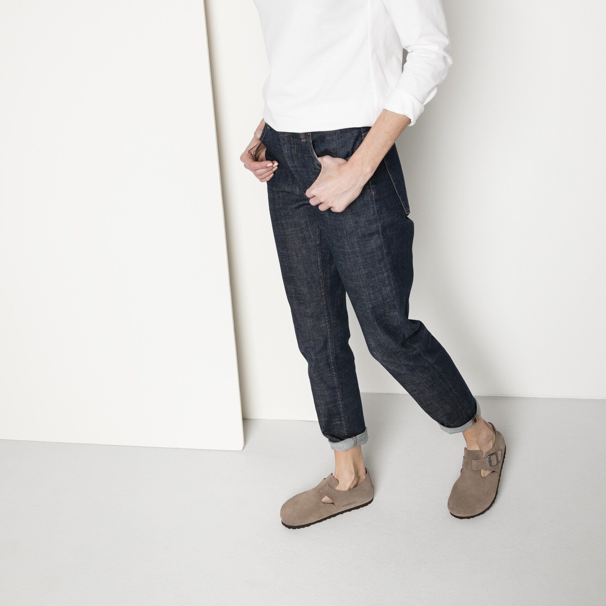 London Suede Leather with a female model