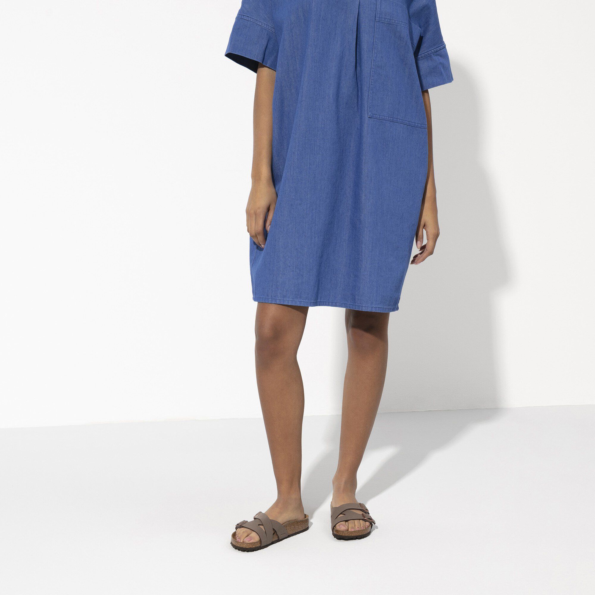 Yao Birko-Flor Nubuk with a female model