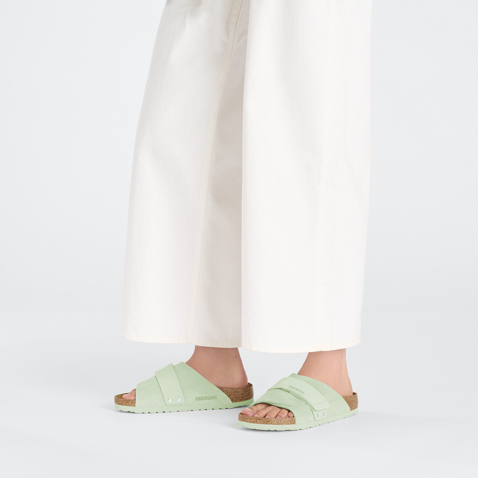 Kyoto Suede Leather with a female model