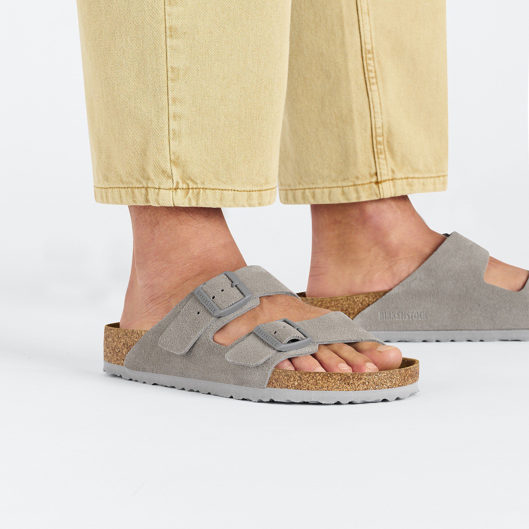 Arizona Suede Leather with a male model