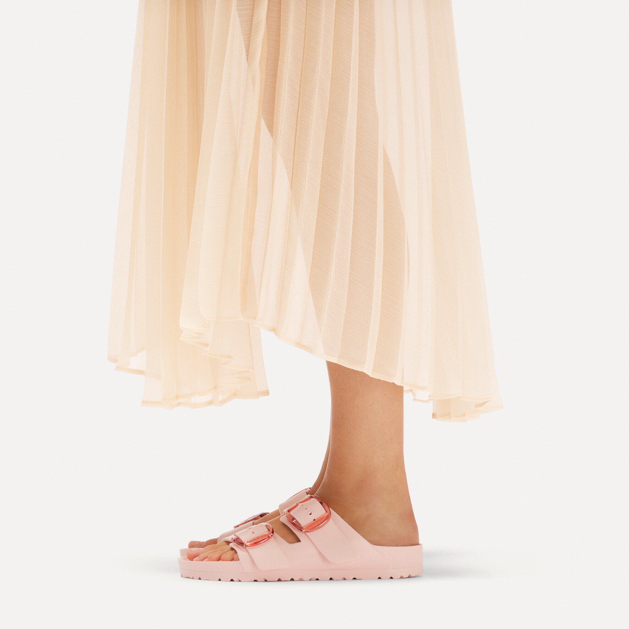 Arizona Big Buckle EVA with a female model