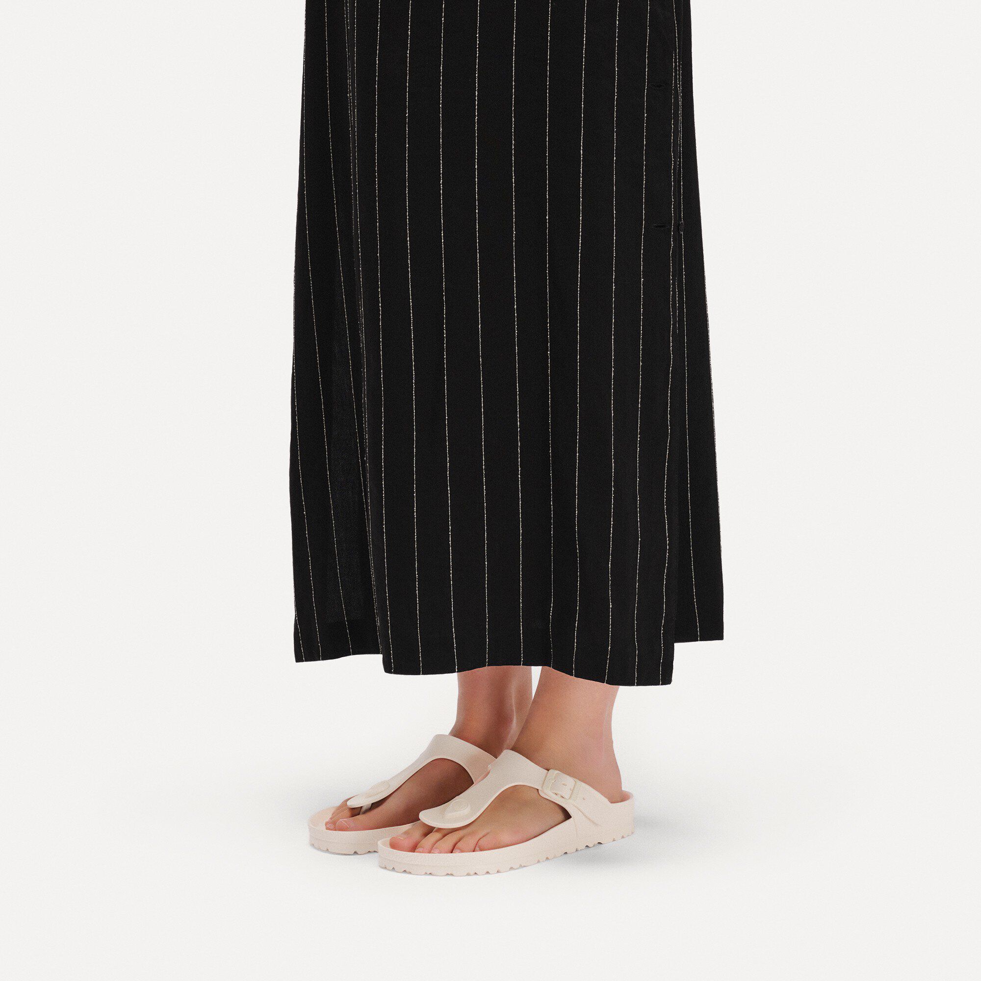 Gizeh / ギゼ EVA with a female model