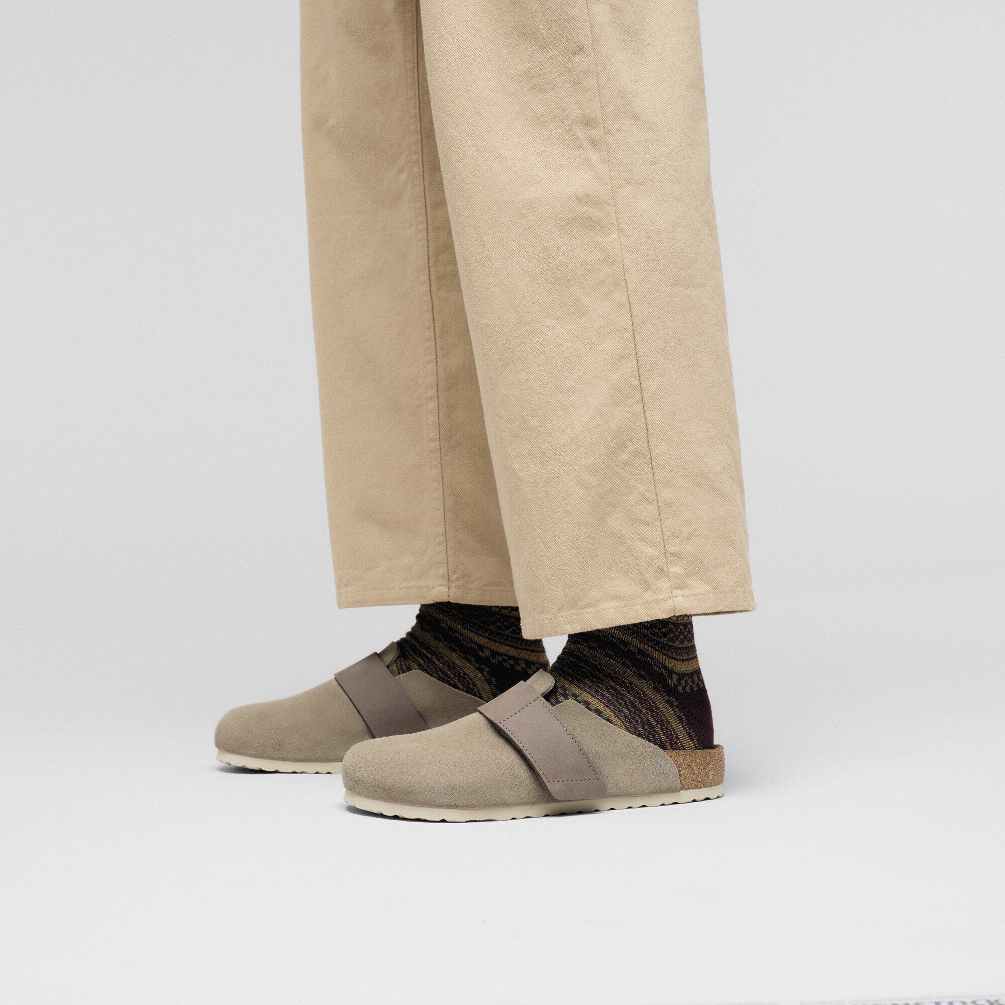Loma Nubuck Leather/Suede with a male model