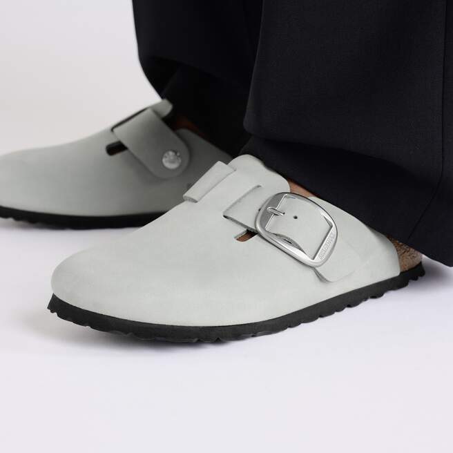 Sw 656 Boston Big Buckle Nubuck Leather in Color Pure Sage | BIRKENSTOCK Hong Kong