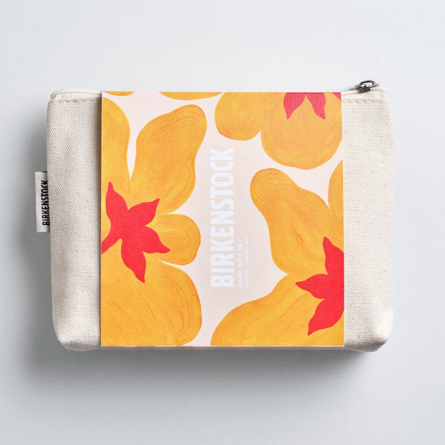 ケアギフトセット , with a model