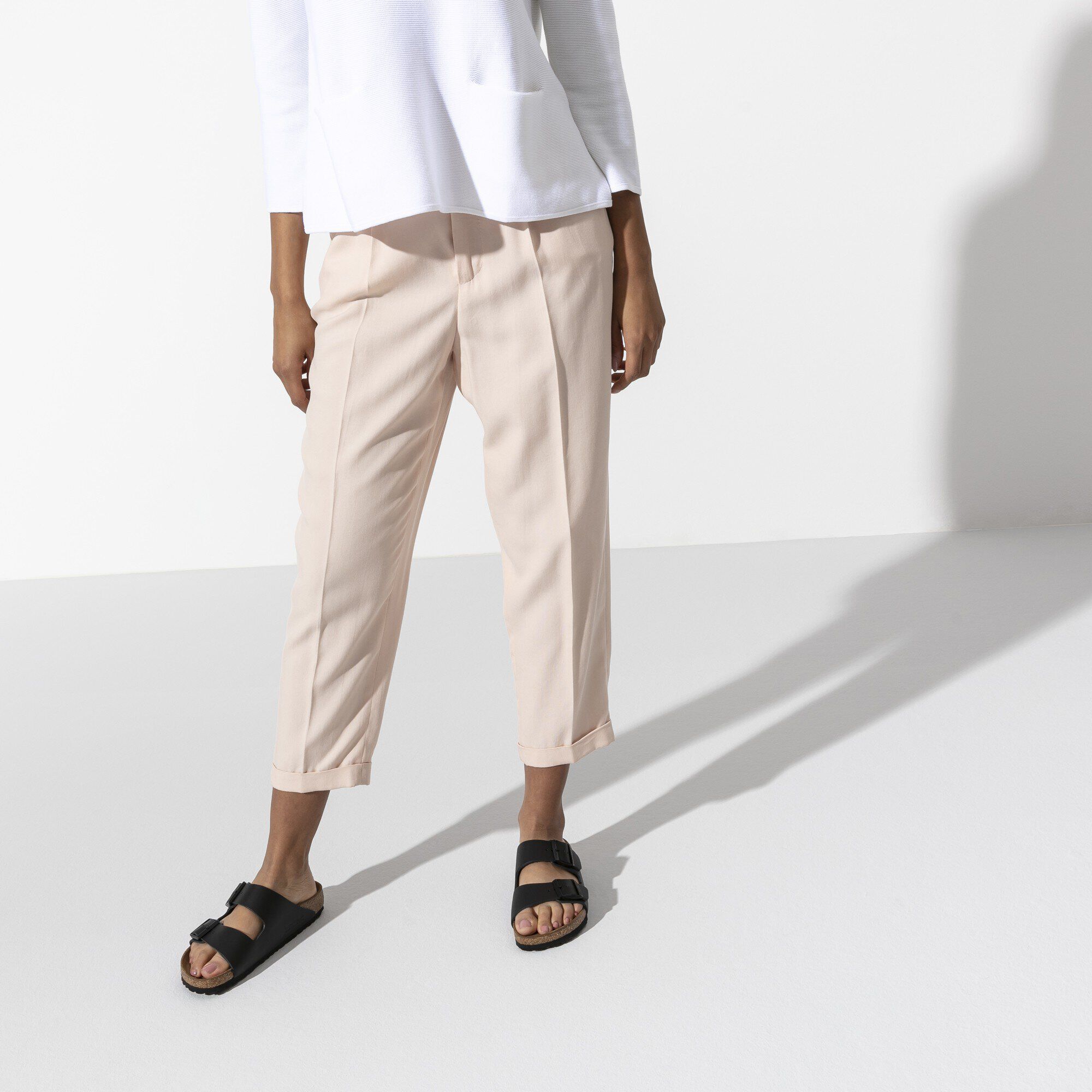 Arizona Natural Leather with a female model