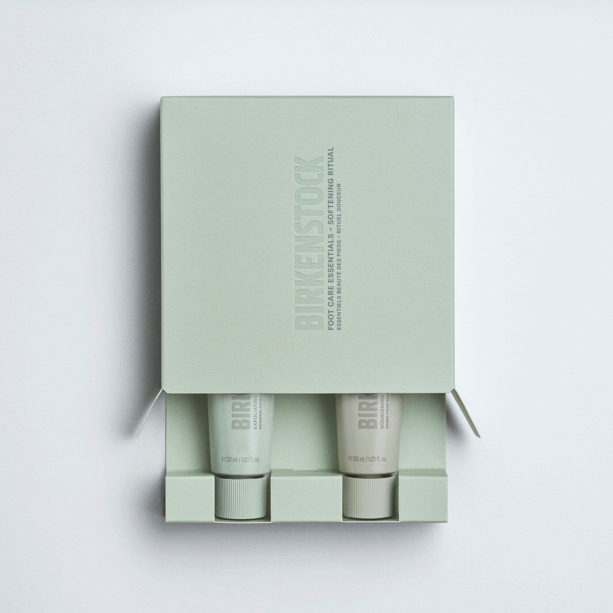 풋케어 에센셜 2종 - 소프트닝 리추얼 30 ml - a side view