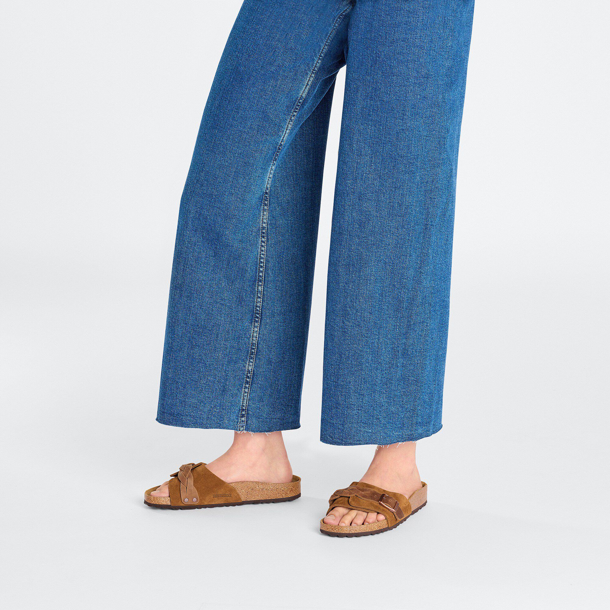 Oita Braided Suede Leather with a female model