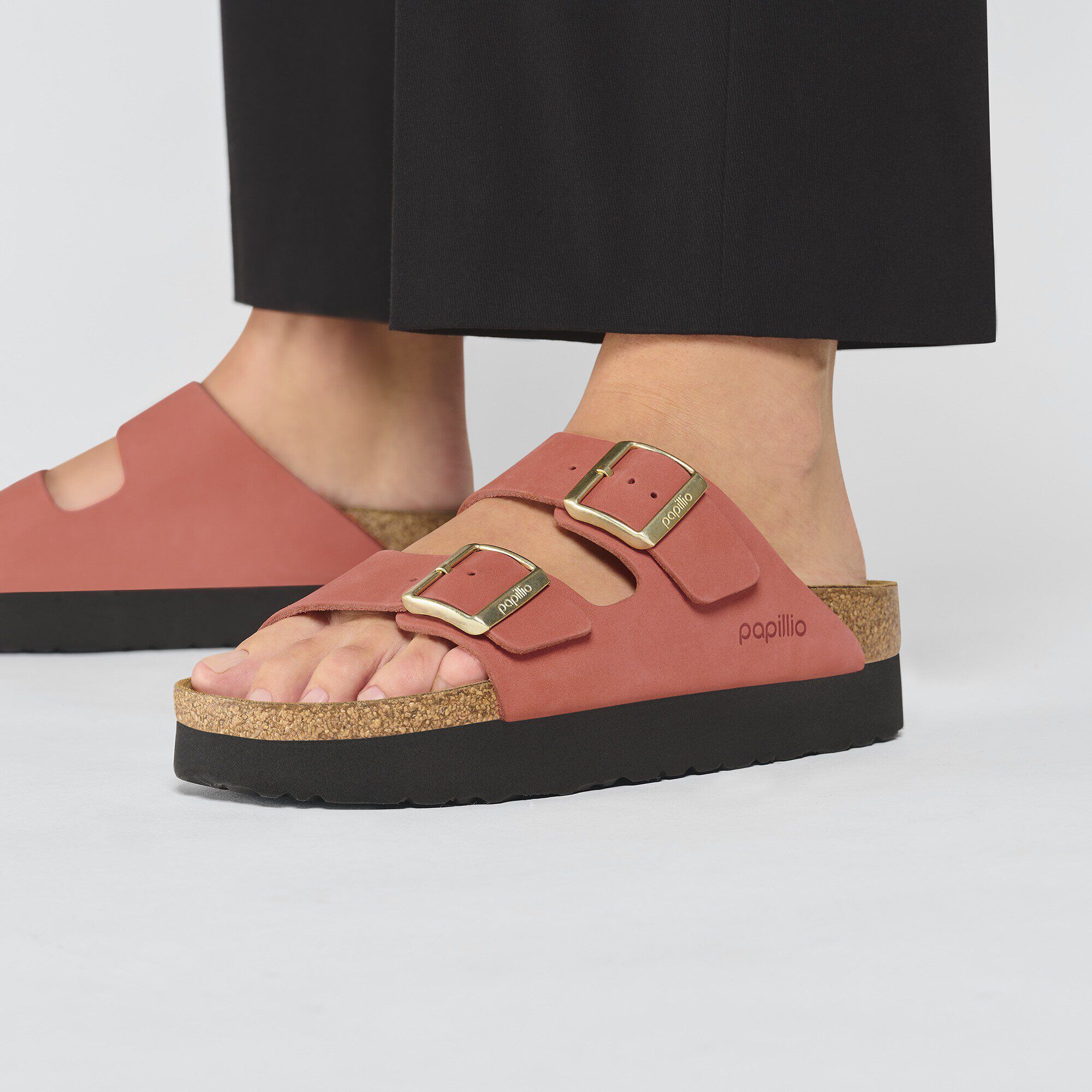 Arizona Platform Natural Leather Nubuck in Color Mars Red