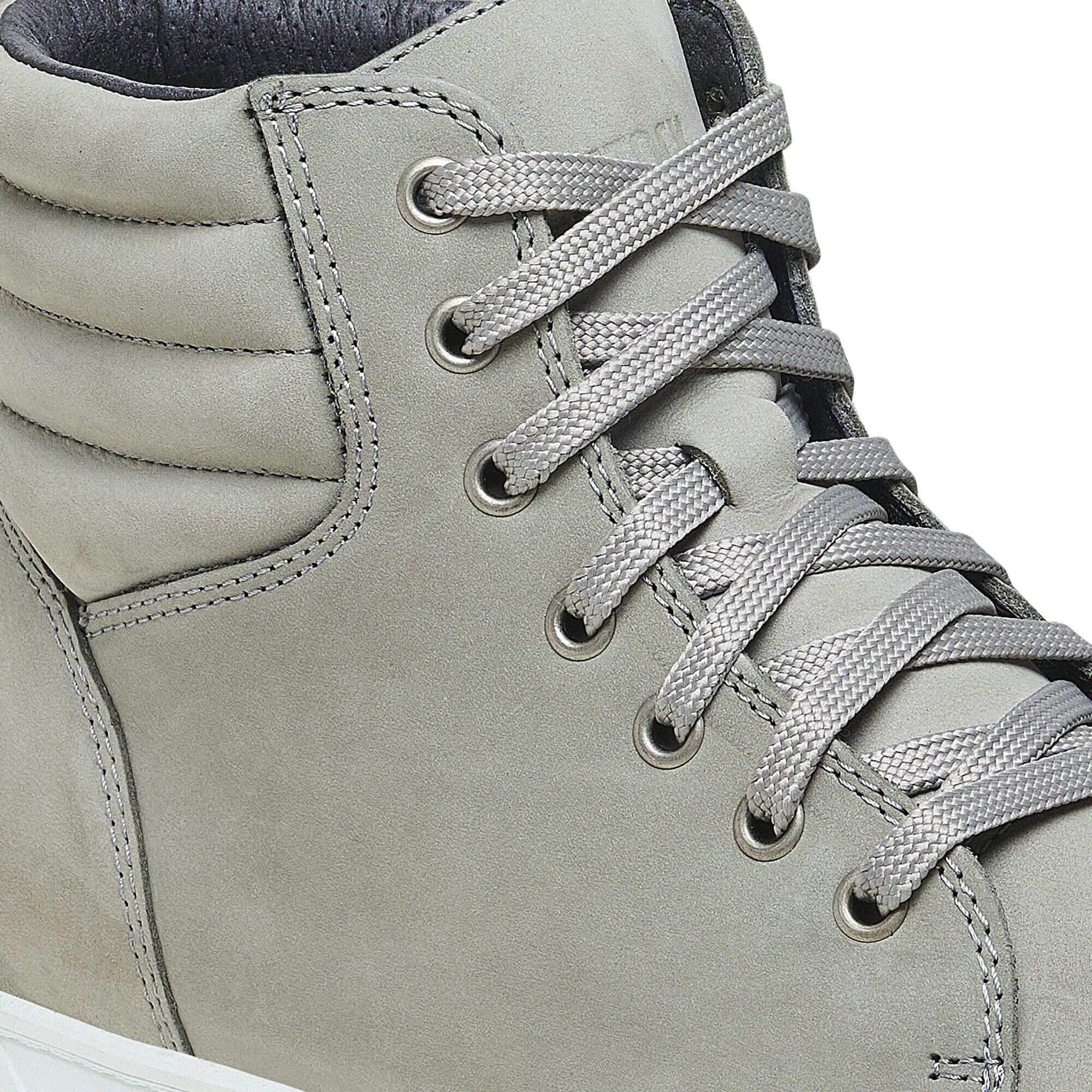 QO 700 Natural Leather Close-up view showing material detail