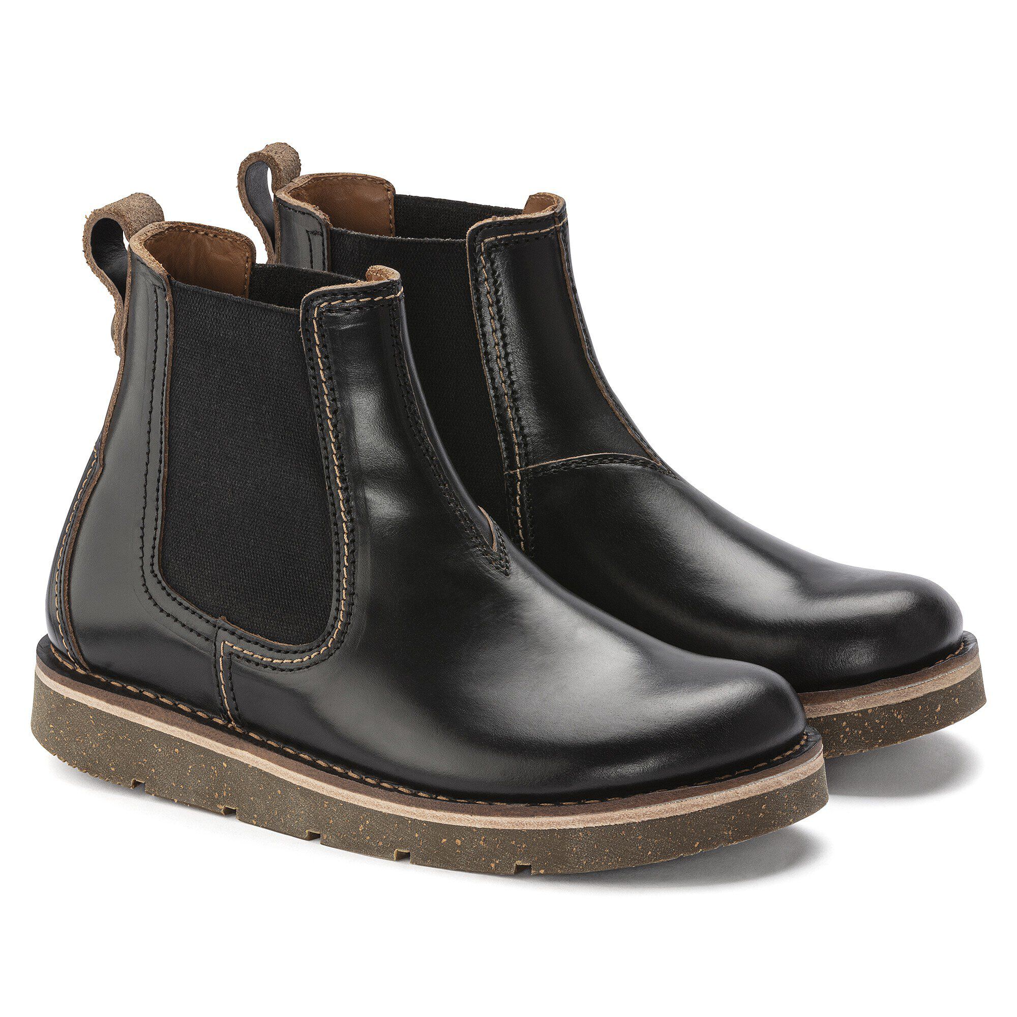 버밍엄 슬립온 미드 천연 오일드 가죽 - shown as a pair