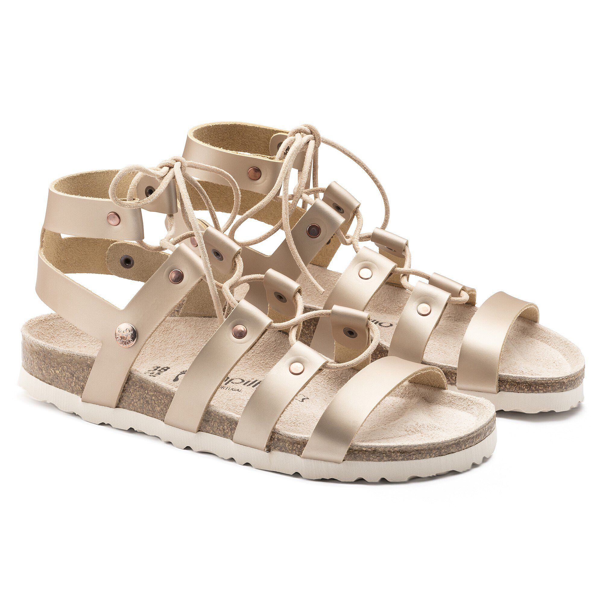 Cleo/クレオ ナチュラルレザー - shown as a pair