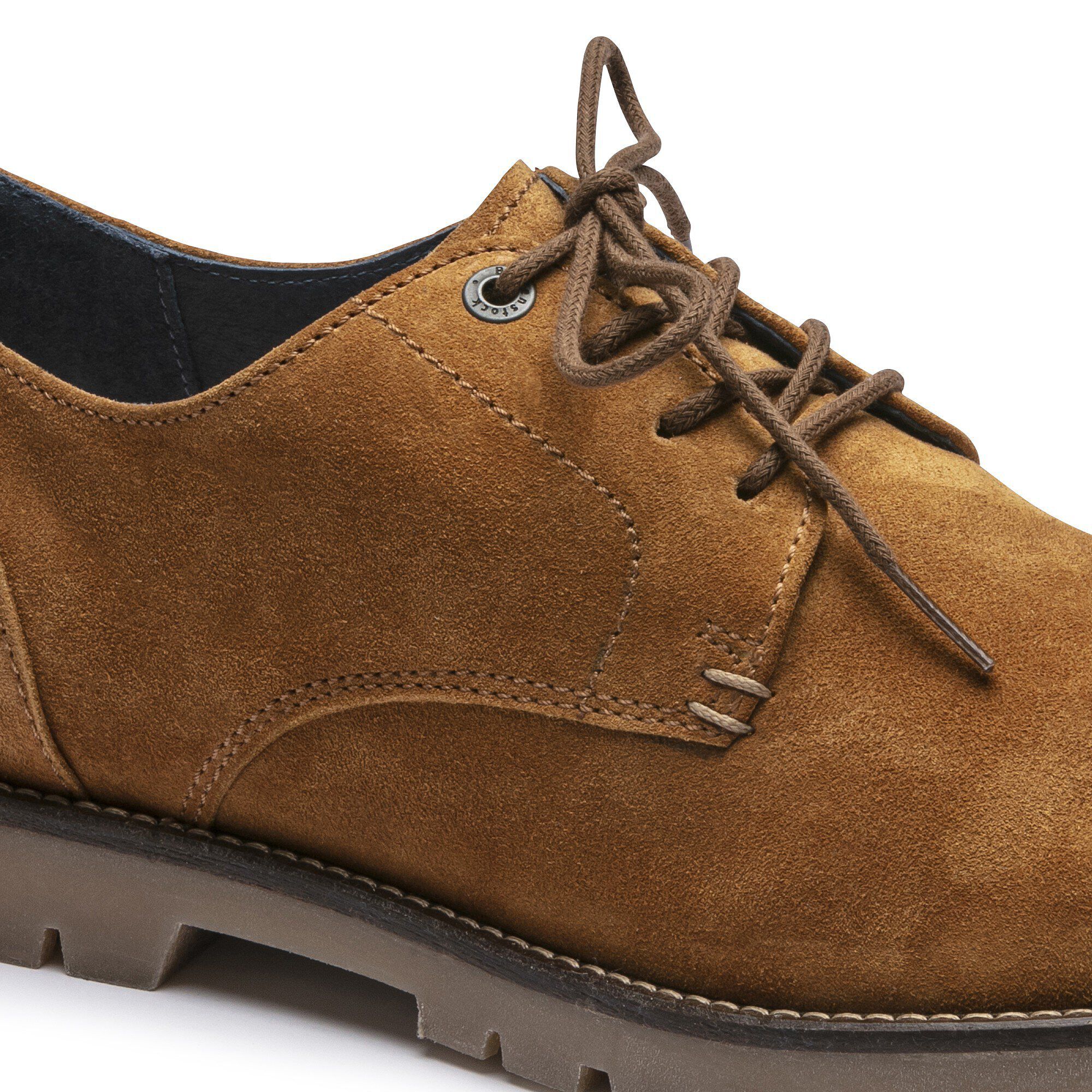 Gilford Low/ギルフォード ロー スエードレザー Close-up view showing material detail