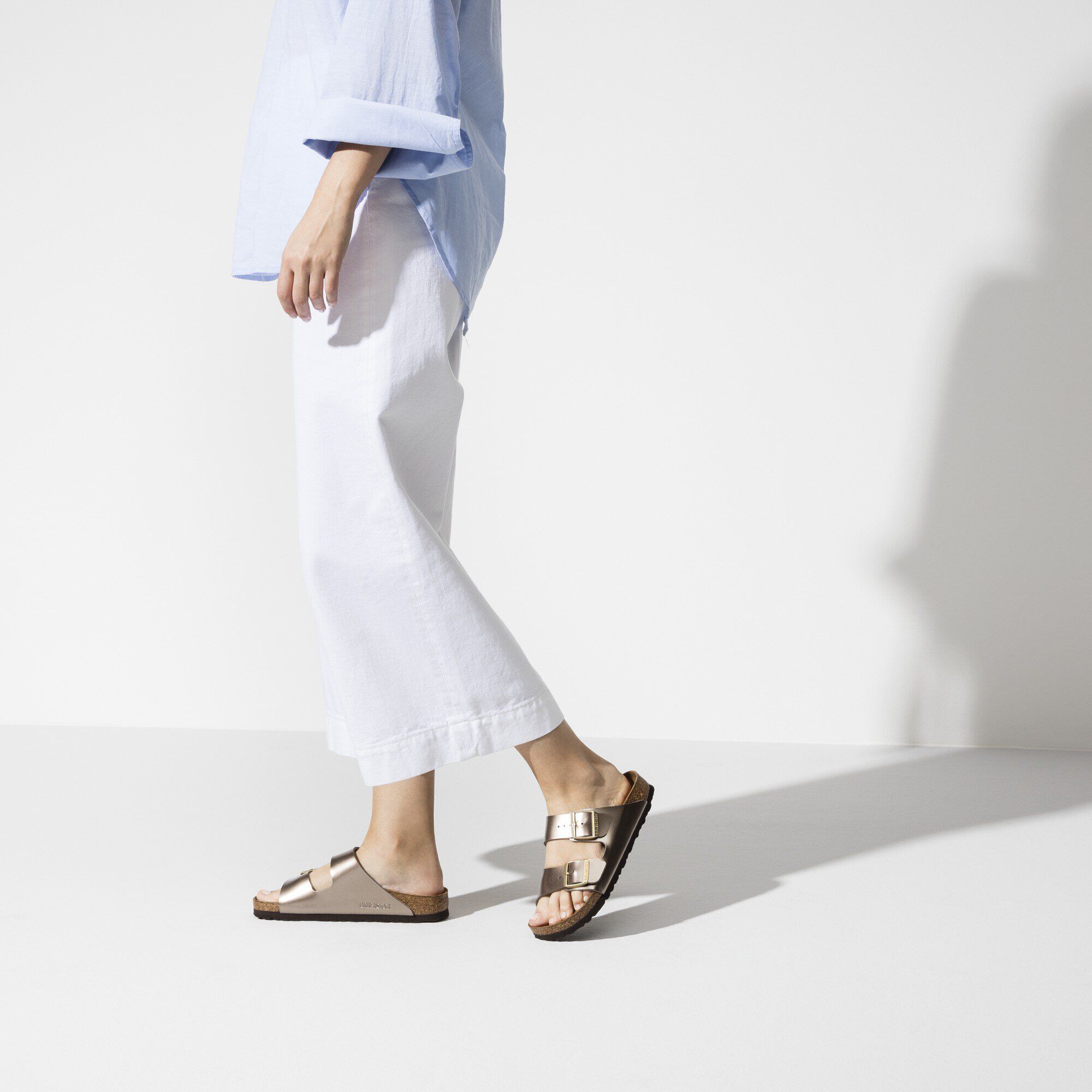 Arizona / アリゾナ ビルコフロー Close-up with a female model