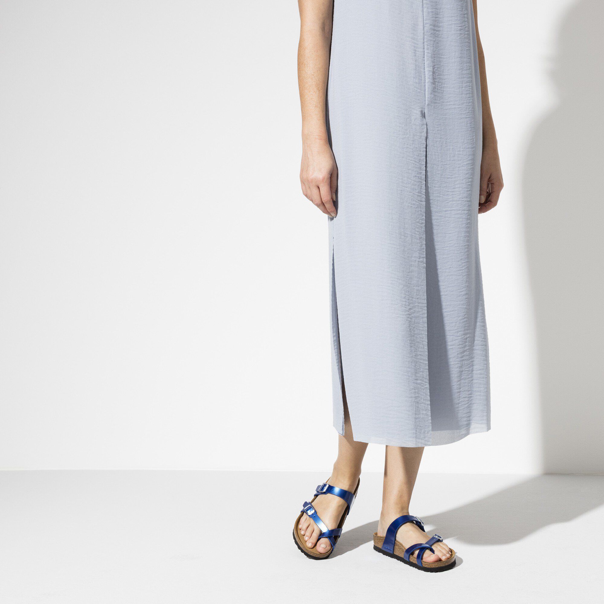 Mayari / マヤリ ビルコフロー Close-up with a female model