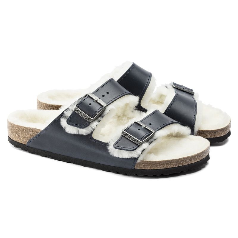 BIRKENSTOCK Arizona Shearling Waxy Leather Oiled Navy detail