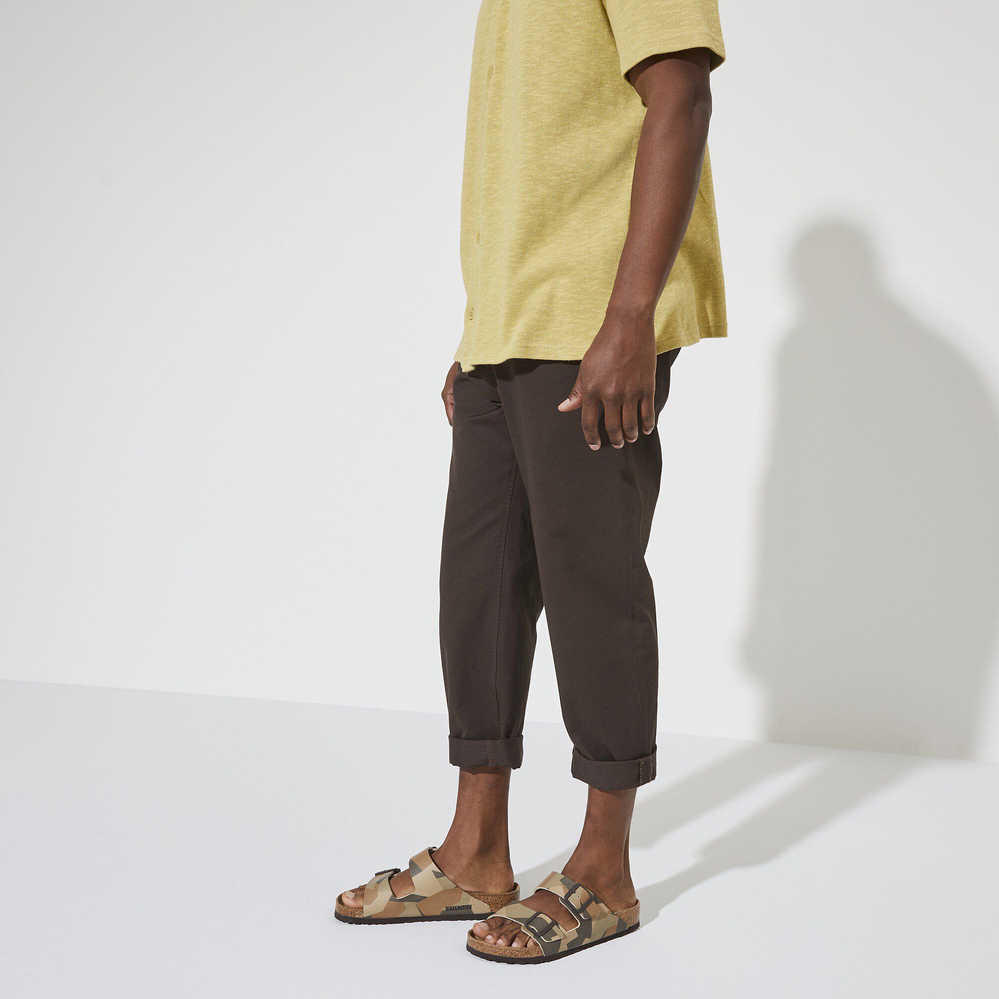 Arizona Birko-Flor Close-up with a male model